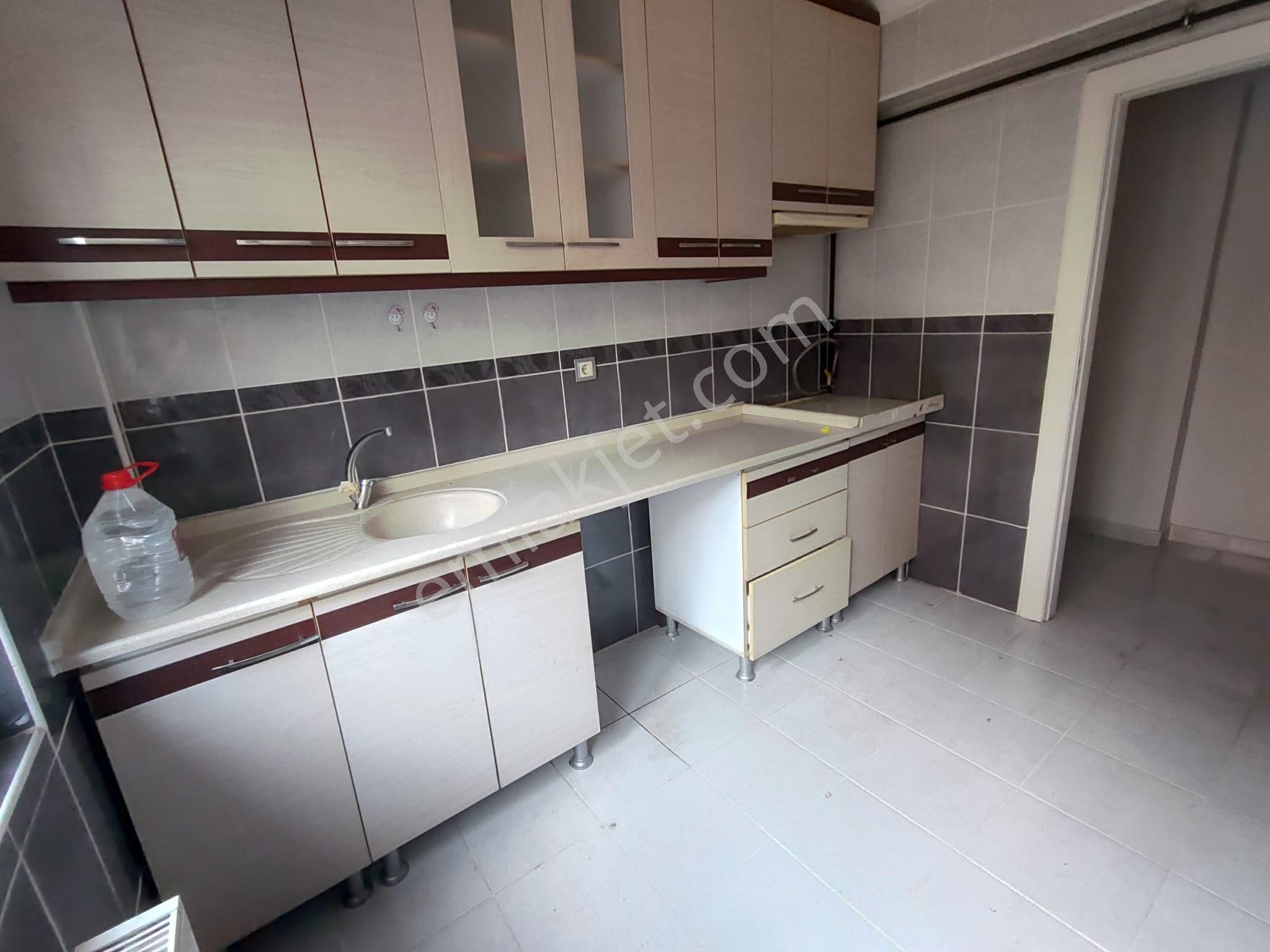 Altındağ - Karapürçek Mahallesi Eyüp Cami Yakınında 3+1 Satılık Fırsat Dairesi !!! - Görsel 2