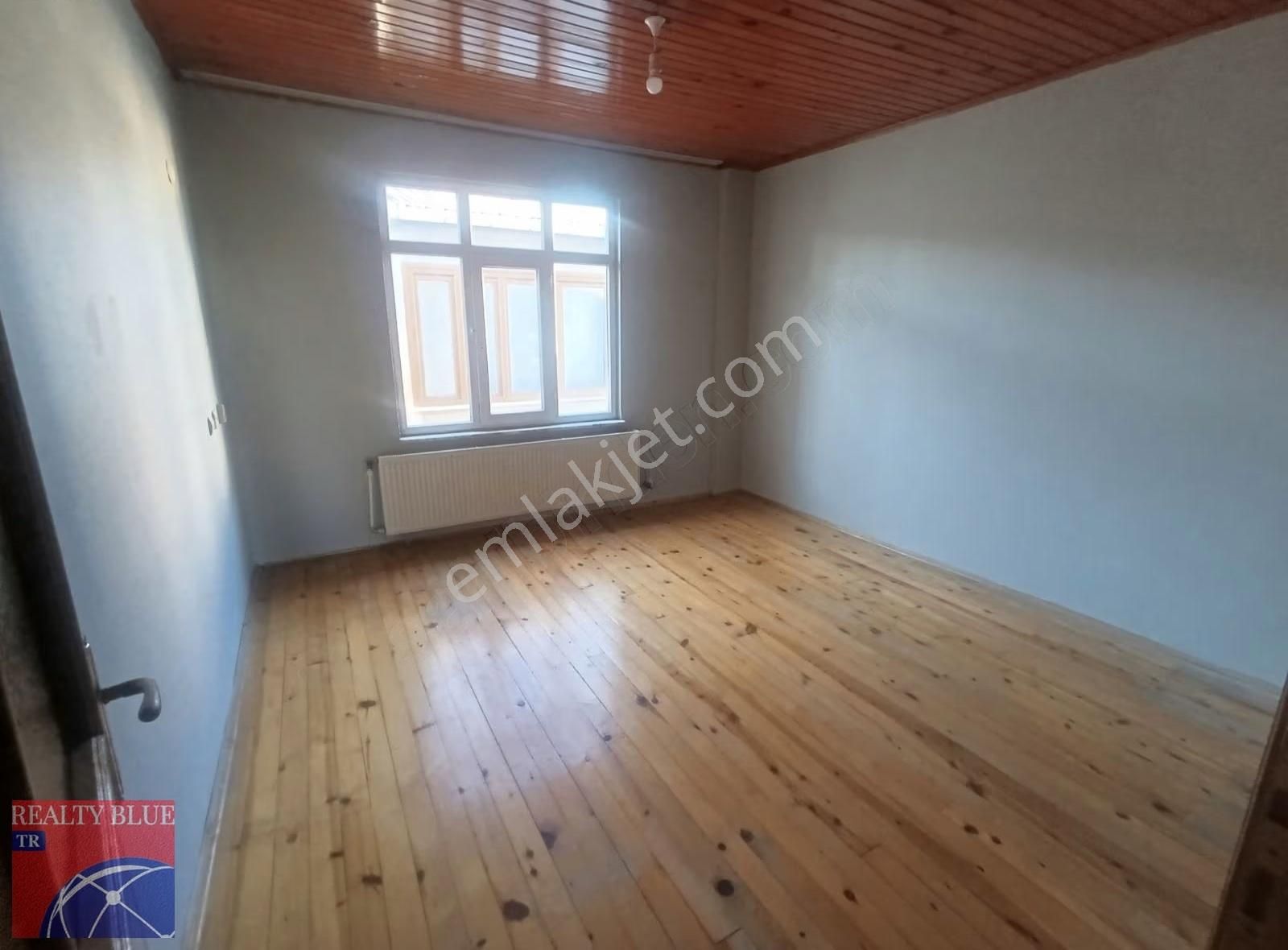 Sultanbeyli Mecidiye Mahallesinde 2+1 Geniş Kiralık Daire!!!