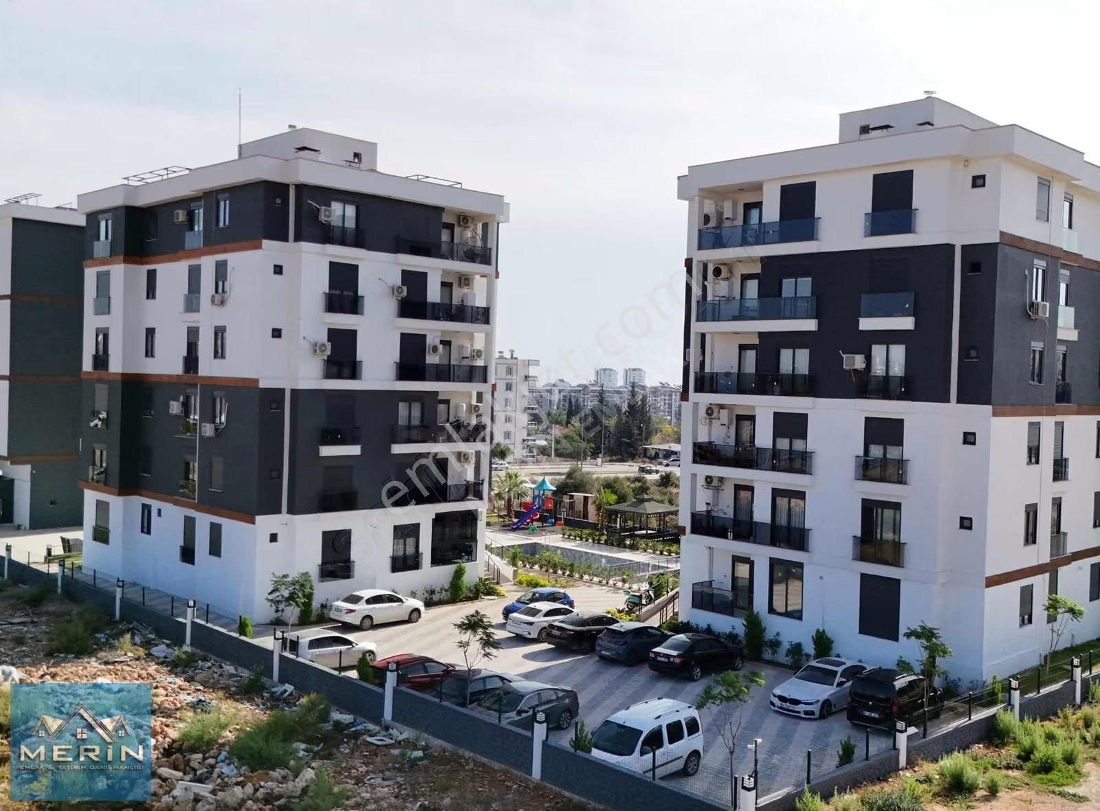 Fevzi Çakmak'da Kapalı Otoparklı Havuzlu Satılık 1+1 Daire ! - Görsel 18