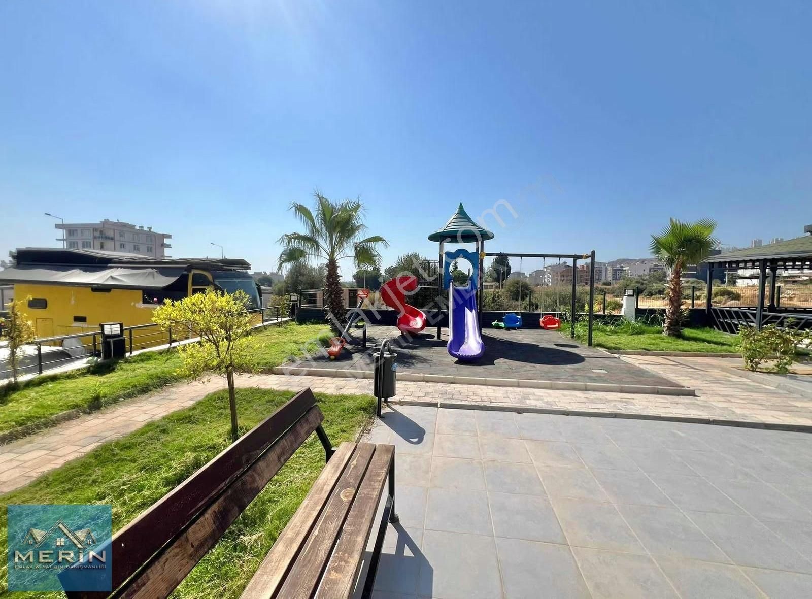 Fevzi Çakmak'da Kapalı Otoparklı Havuzlu Satılık 1+1 Daire ! - Görsel 9