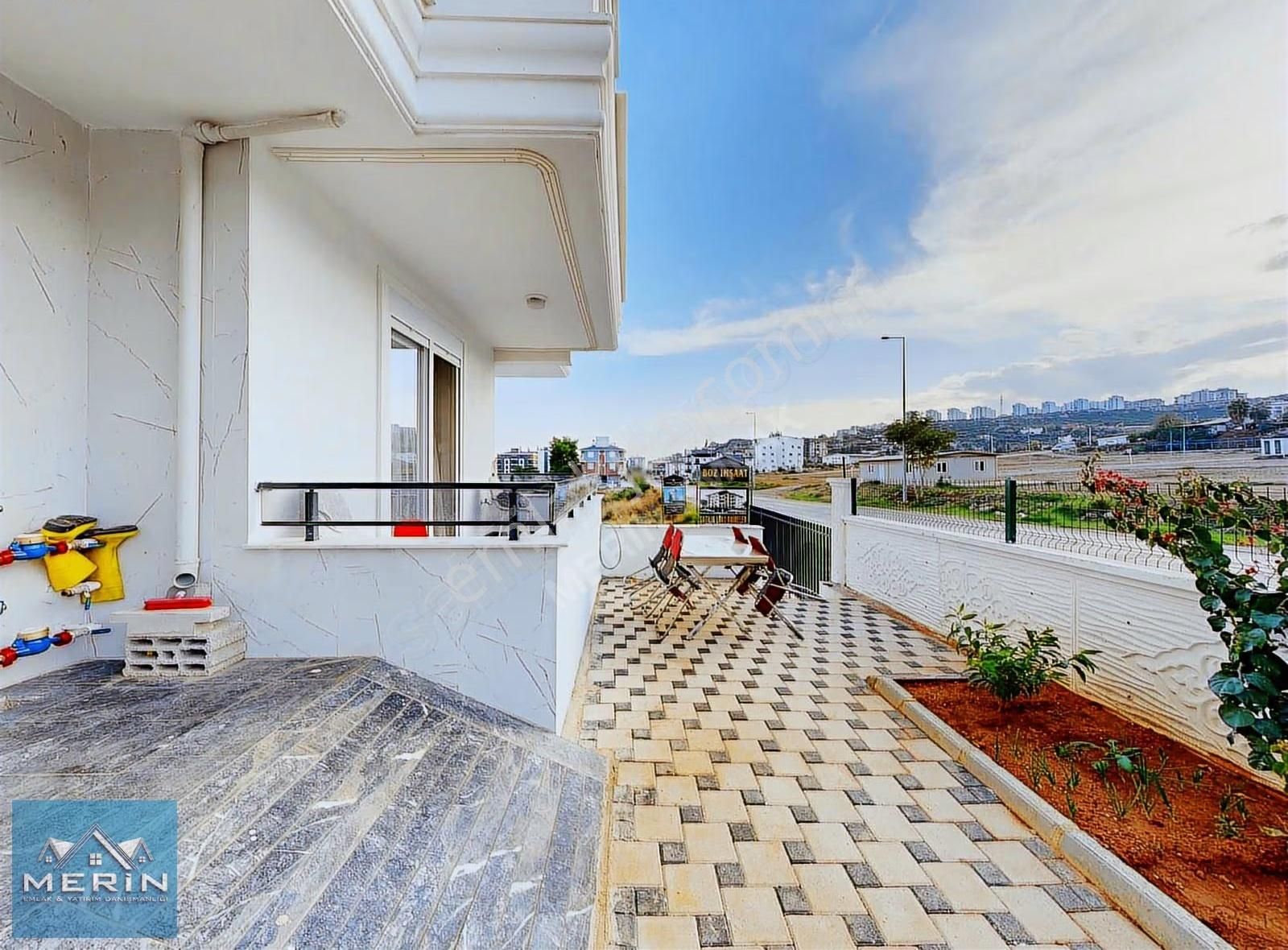 Bahçe Ve Otoparkı Kendine Ait 4+1 Özel Yapım Bahçe Dubleks - Görsel 15