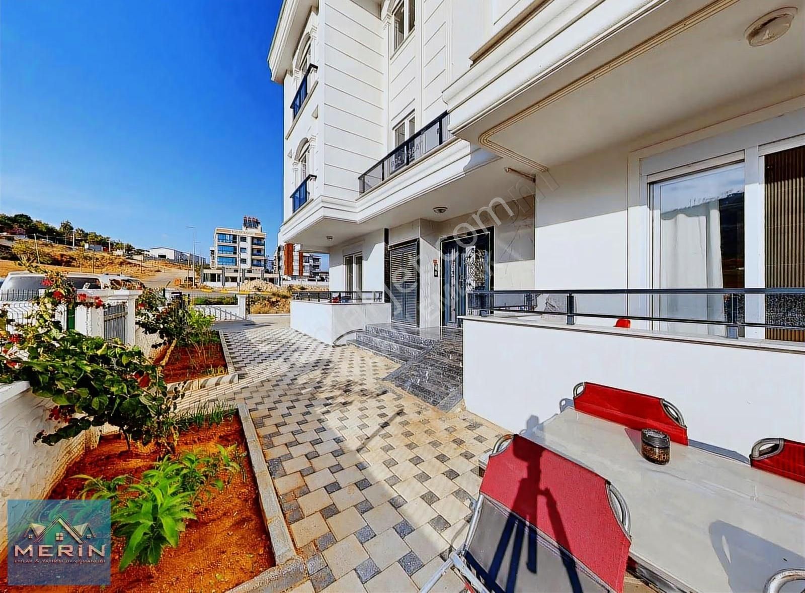 Bahçe Ve Otoparkı Kendine Ait 4+1 Özel Yapım Bahçe Dubleks - Görsel 14