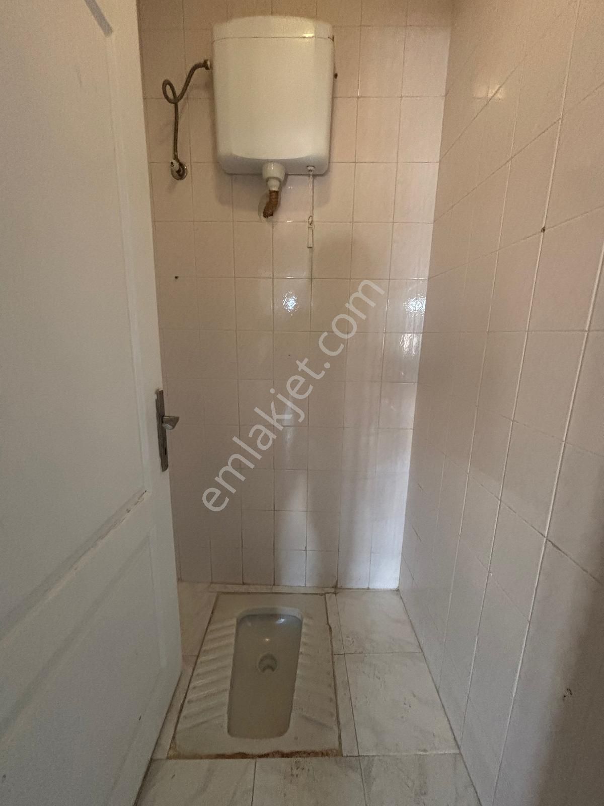 Kartal Topselvi'de Oldukça Geniş Kullanışlı Satılık 3+1 Dairemiz - Görsel 13