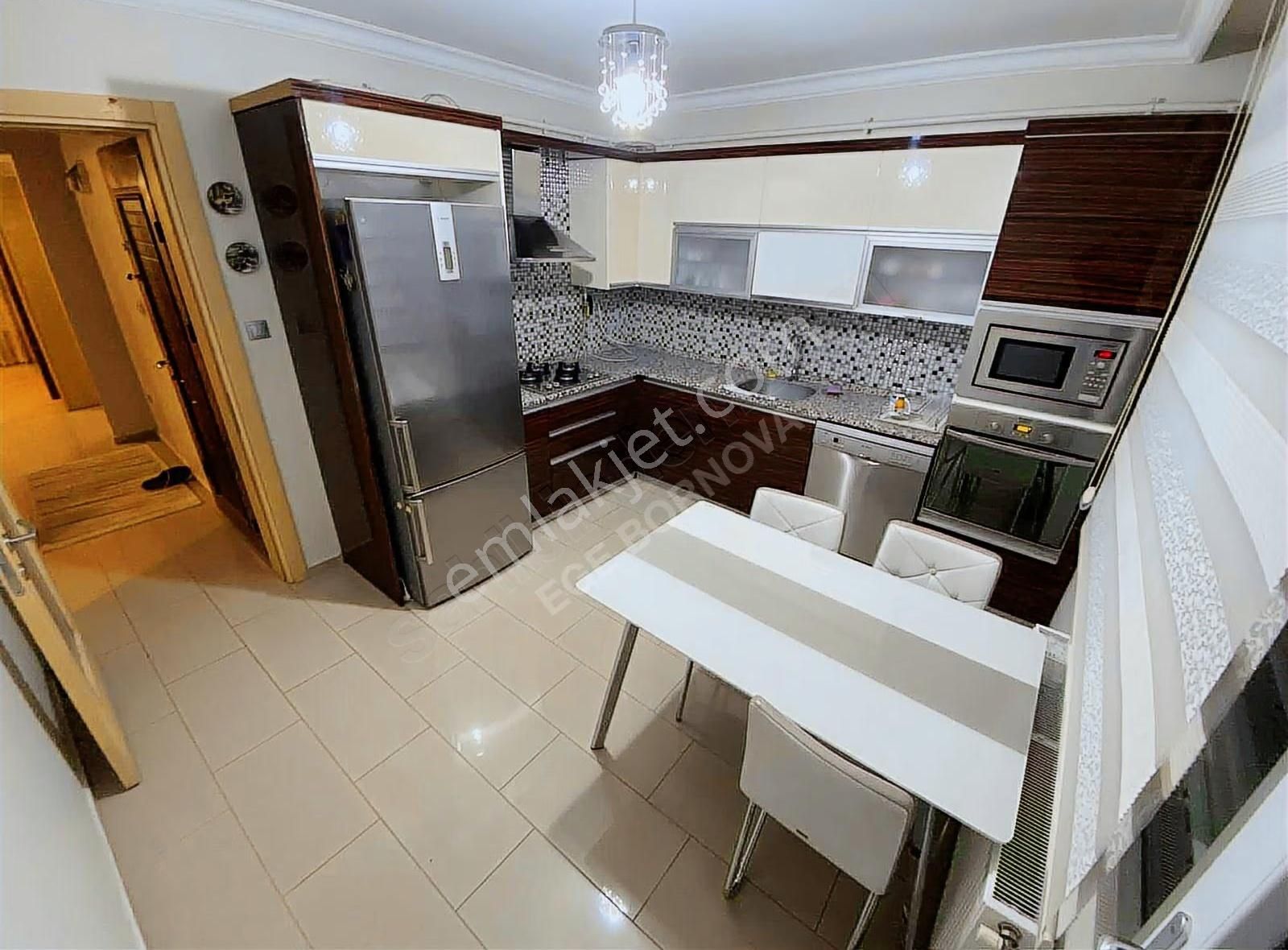 İnönü Mah.'de Full Eşyalı,doğalgazlı,ara Kat 2+1 Kiralık Daire