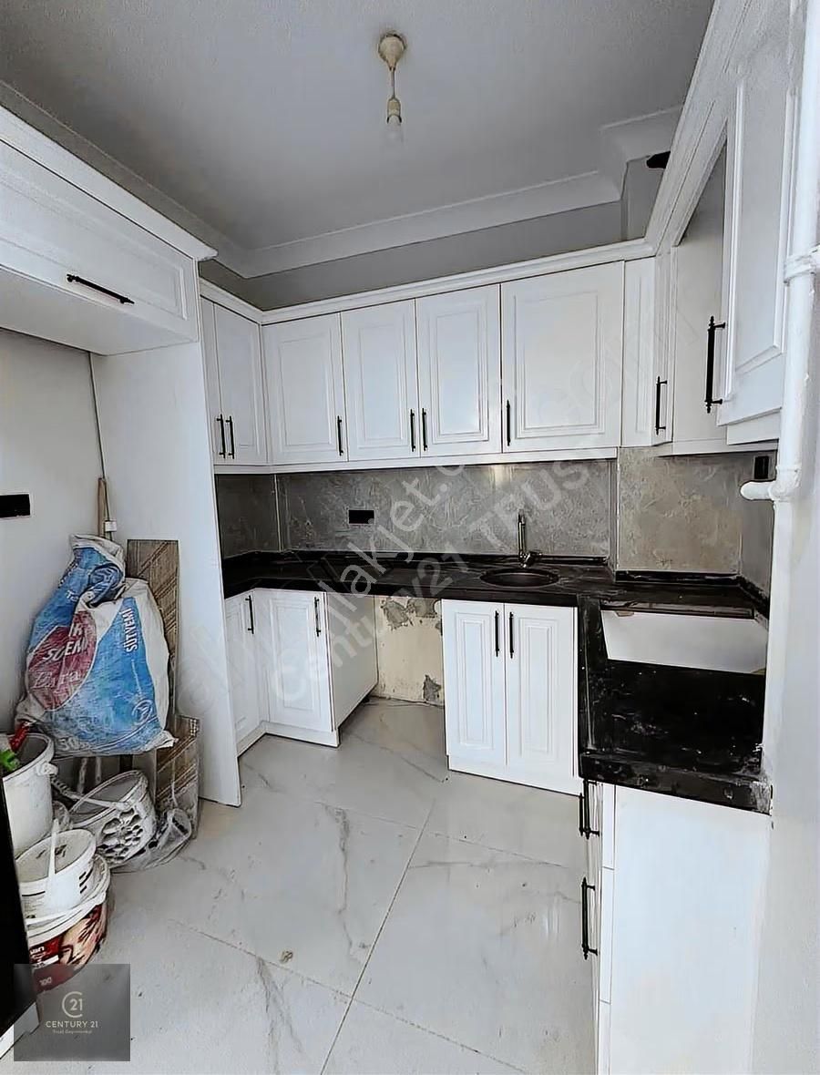 Merkezi Konumda Sıfır Tadilatlı 3+1 Geniş Ve Kullanışlı Daire - Görsel 16