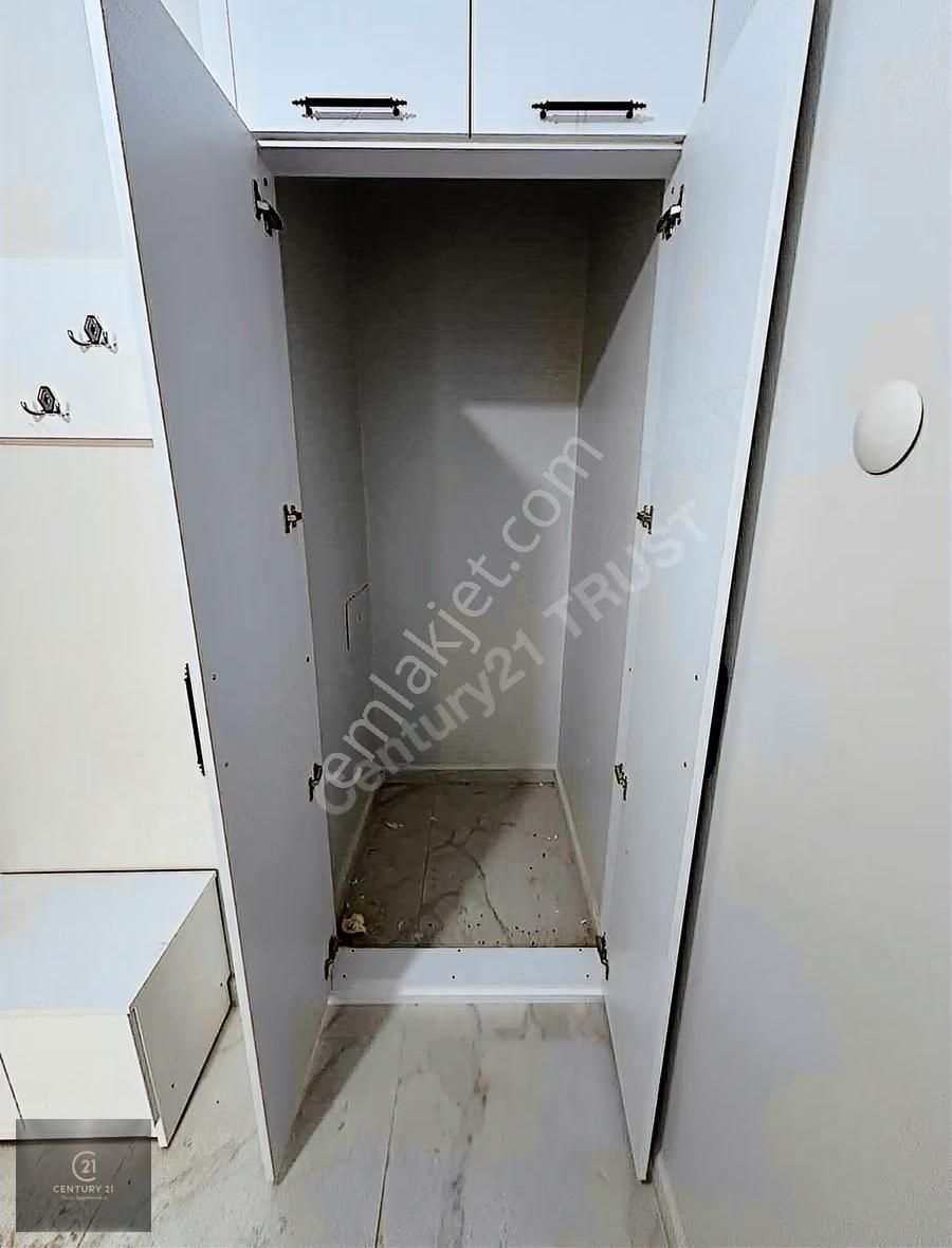 Merkezi Konumda Sıfır Tadilatlı 3+1 Geniş Ve Kullanışlı Daire - Görsel 12