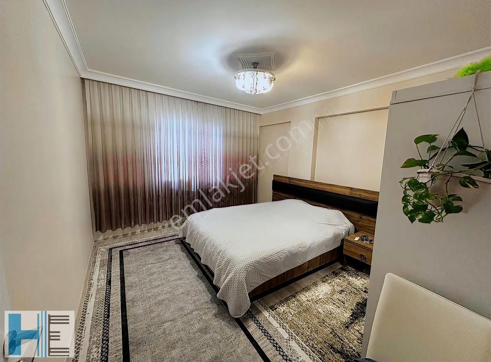 Gürsu Zafer Cad De Satılık Ara Kat 3+1/160m2 Daire - Görsel 5