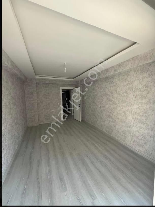 Sahibinden Adliye Kto Şehir Has. Yakınında Ebeveyn Banyolu, Giyinme Odalı,kızartma Balkonu.... - Görsel 7