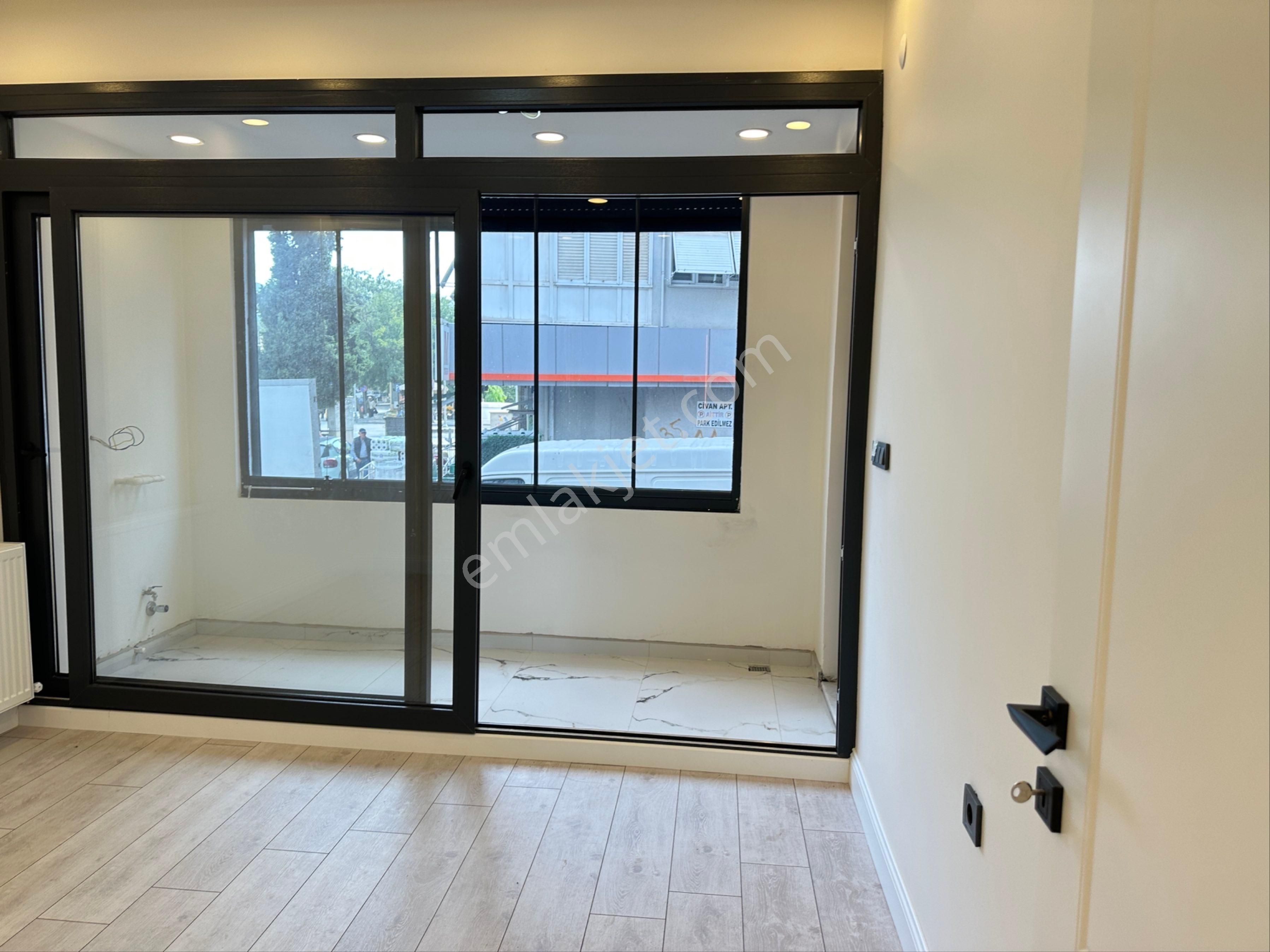 İzmir Güzelyalı Satılık Lüks Daire - Görsel 8