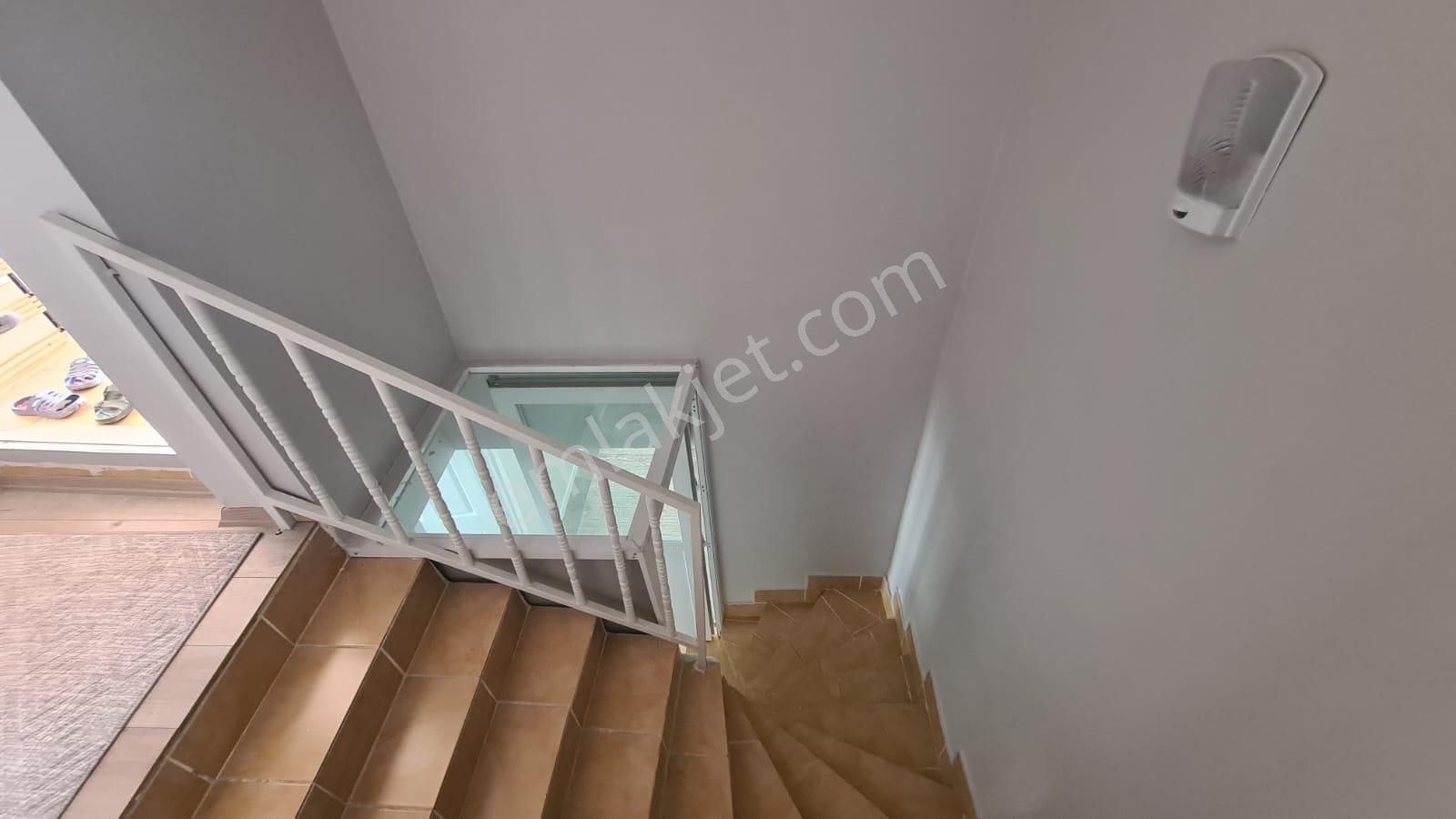 Karapürçek'te Full Yapılı 5+1 Ön Cephe Kapalı Teraslı Satılık Dubleks !! - Görsel 33