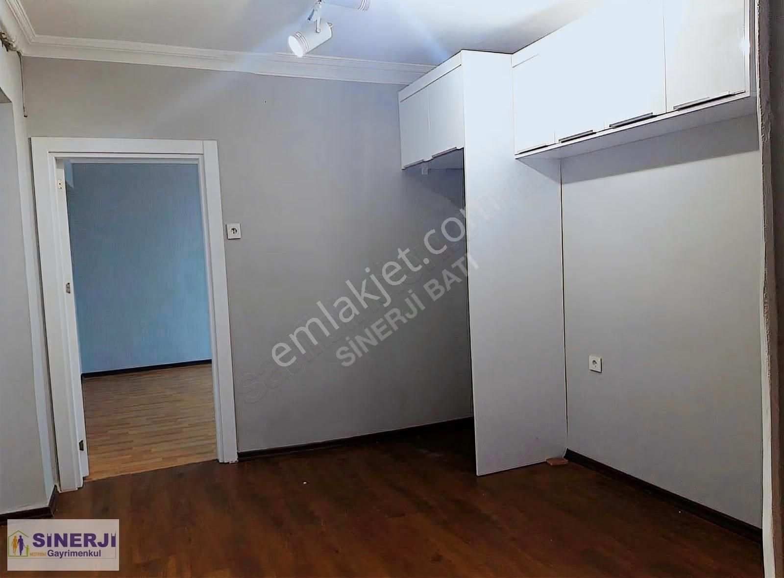 Emirsultan Zeyniler'de Kiralık Arakat 3+1 Daire - Görsel 3