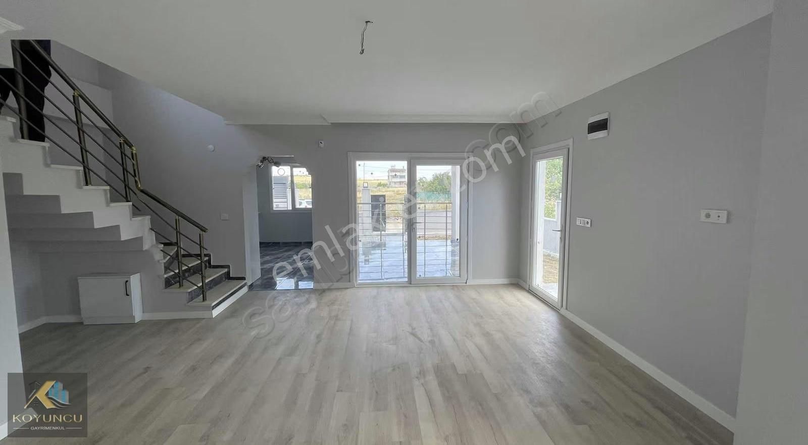 260 M2 Arsa İçerisinde Yerden Isıtmalı Lüx 4+1 Müstakil Villa - Görsel 25