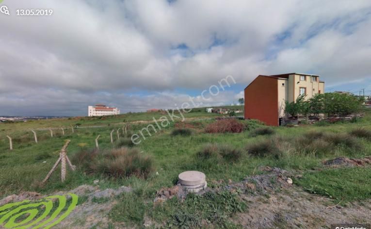 Arnavutköy Yavuzselim Mah Satılık Arsa , 227 M2 Cadde Cephe Müstakil 3 Kat İmarlı