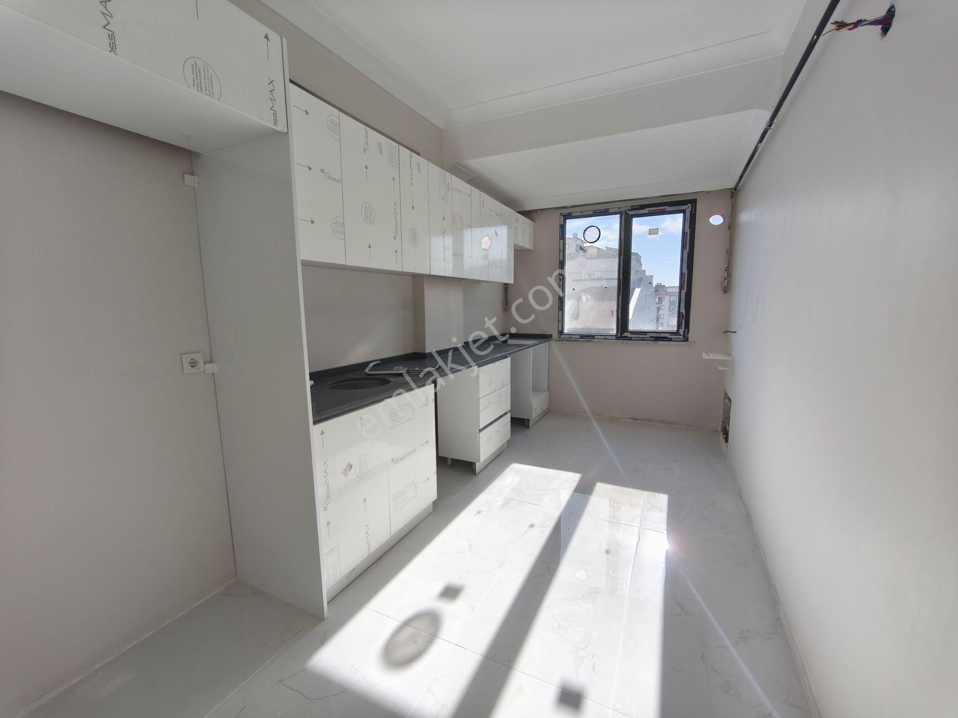 Sultanbeyli Necipfazıl Mah Satılık 95 M.2+1 Lüks Arakat Daireler - Görsel 13