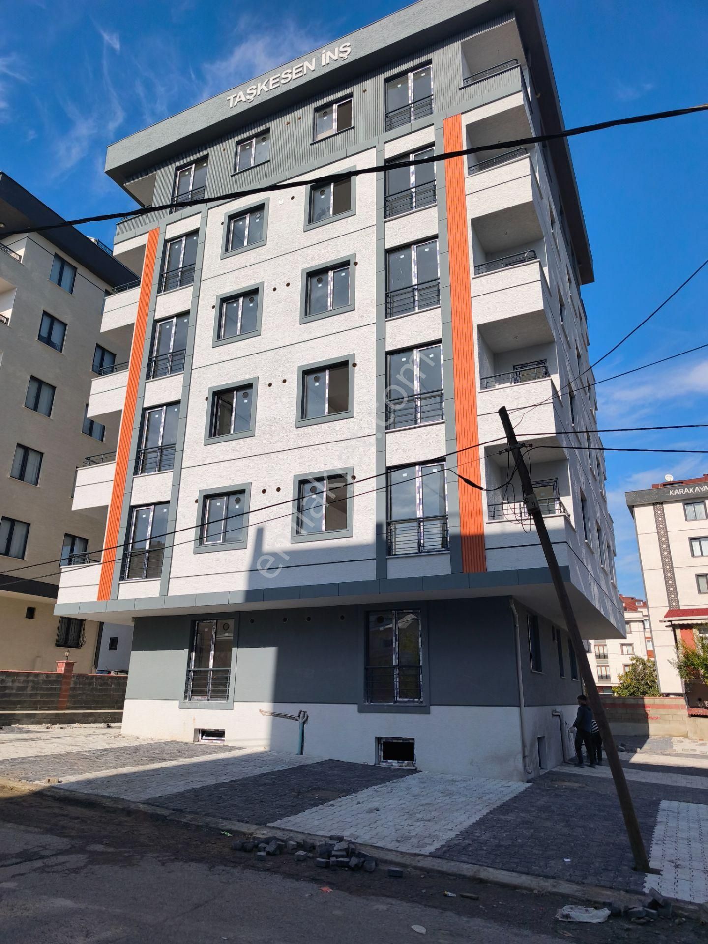 Sultanbeyli Necipfazıl Mah Satılık 95 M.2+1 Lüks Arakat Daireler - Görsel 3