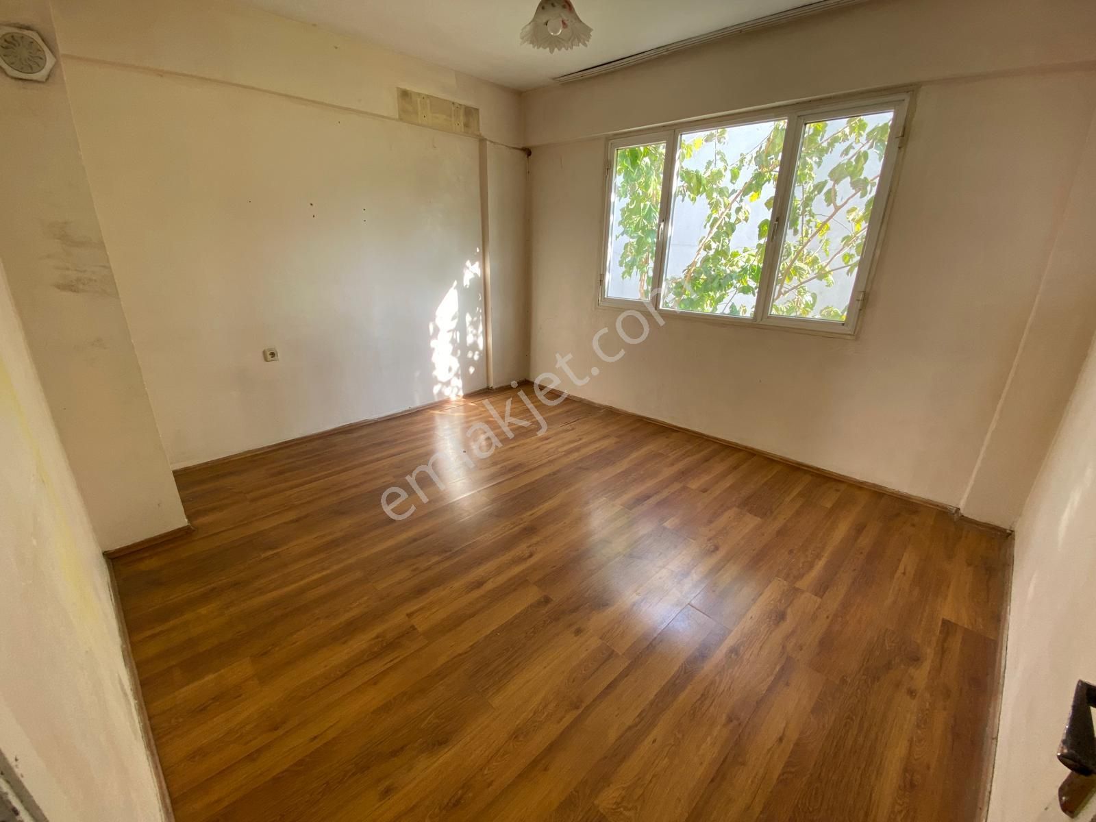 Çiğli Anadolu Caddesinde Kiralık 3+1 Daire - Görsel 22