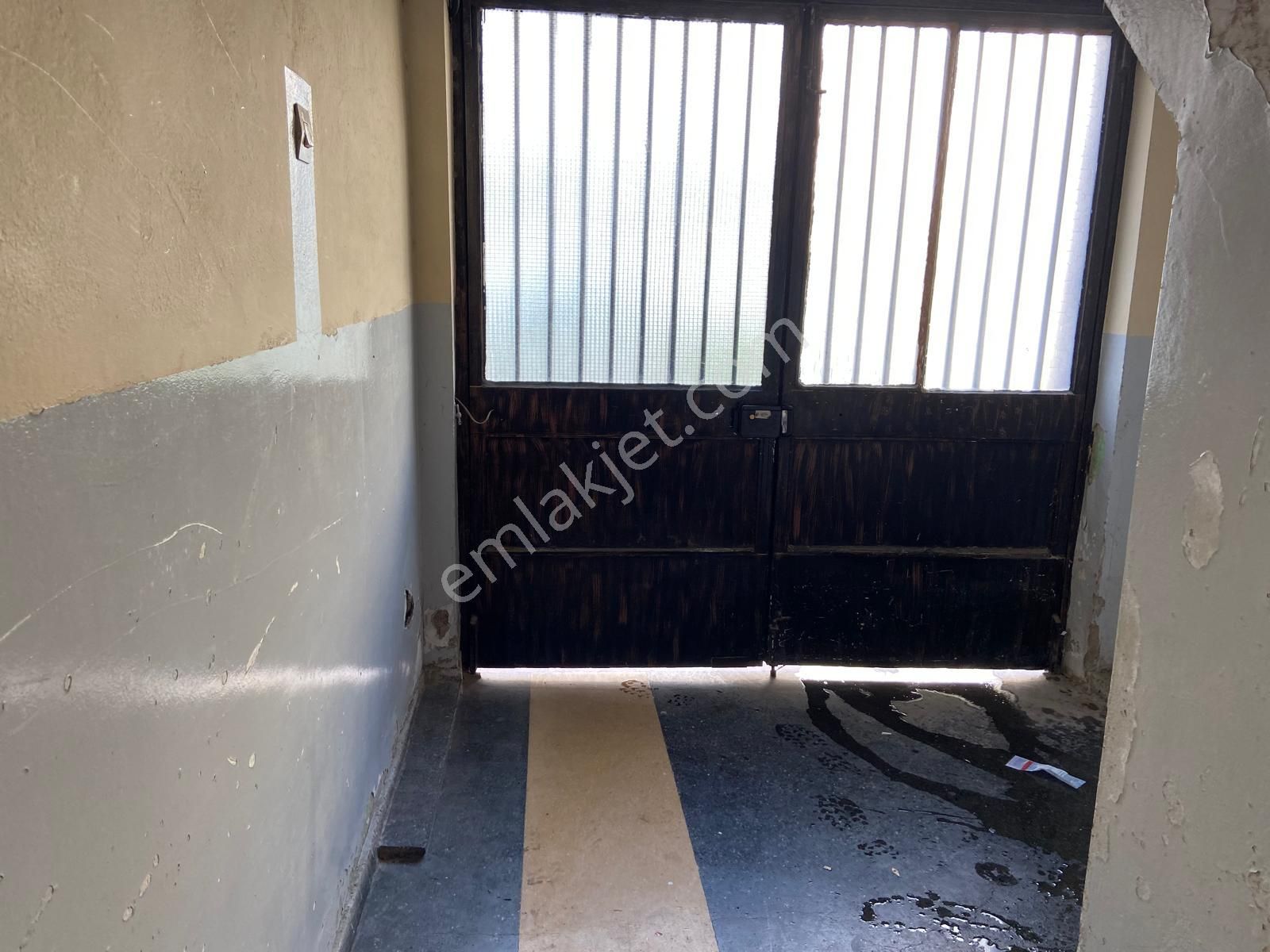 Çiğli Anadolu Caddesinde Kiralık 3+1 Daire - Görsel 31