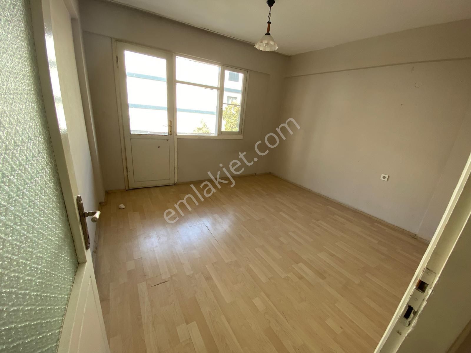 Çiğli Anadolu Caddesinde Kiralık 3+1 Daire - Görsel 18