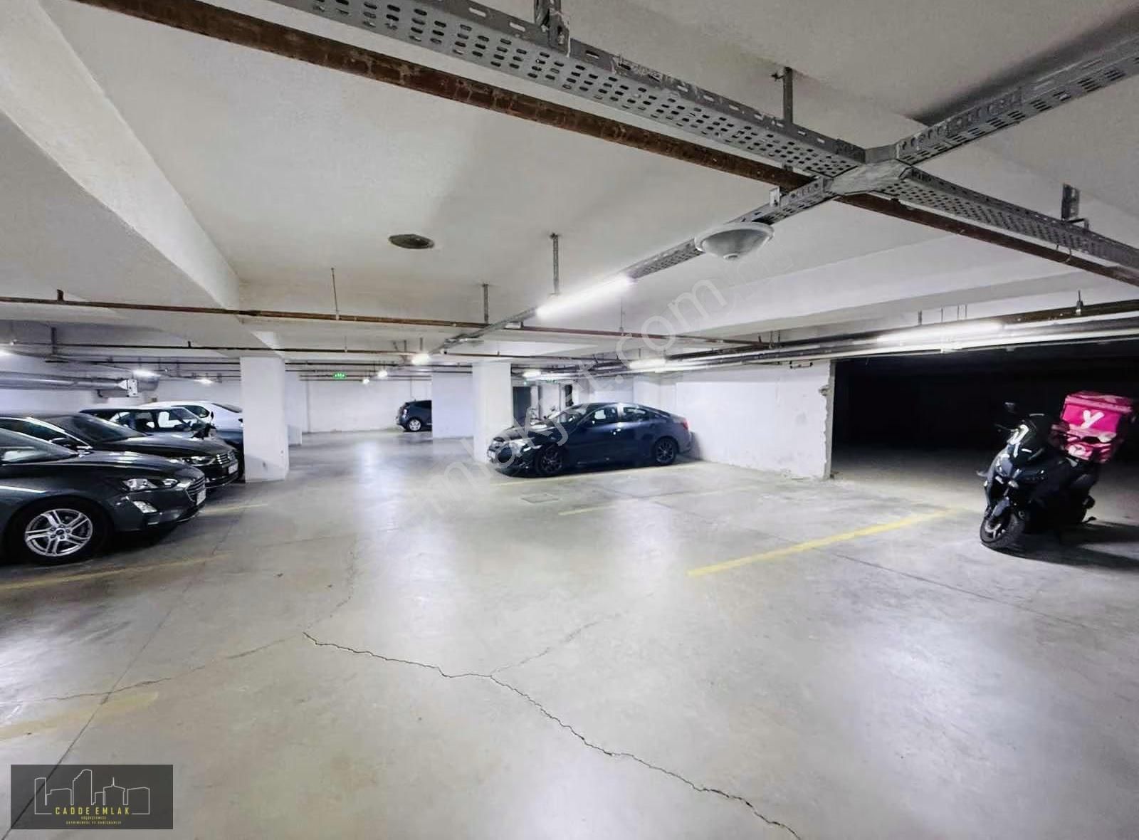 Cadde Emlak Manzaralı Site İçinde Otoparklı 3+1 Asansörlü 6. Kat - Görsel 12