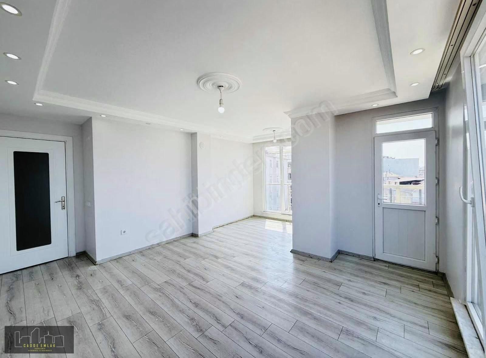 Cadde Emlak Manzaralı Site İçinde Otoparklı 3+1 Asansörlü 6. Kat - Görsel 21