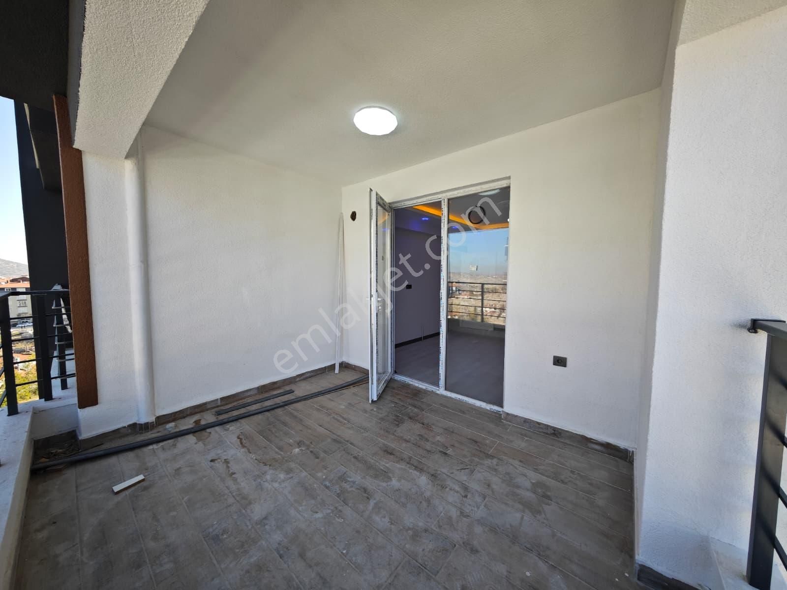 Beşikkaya'da Full Yapılı 3+1 Ara Kat Satılık Sıfır Daire !! - Görsel 16