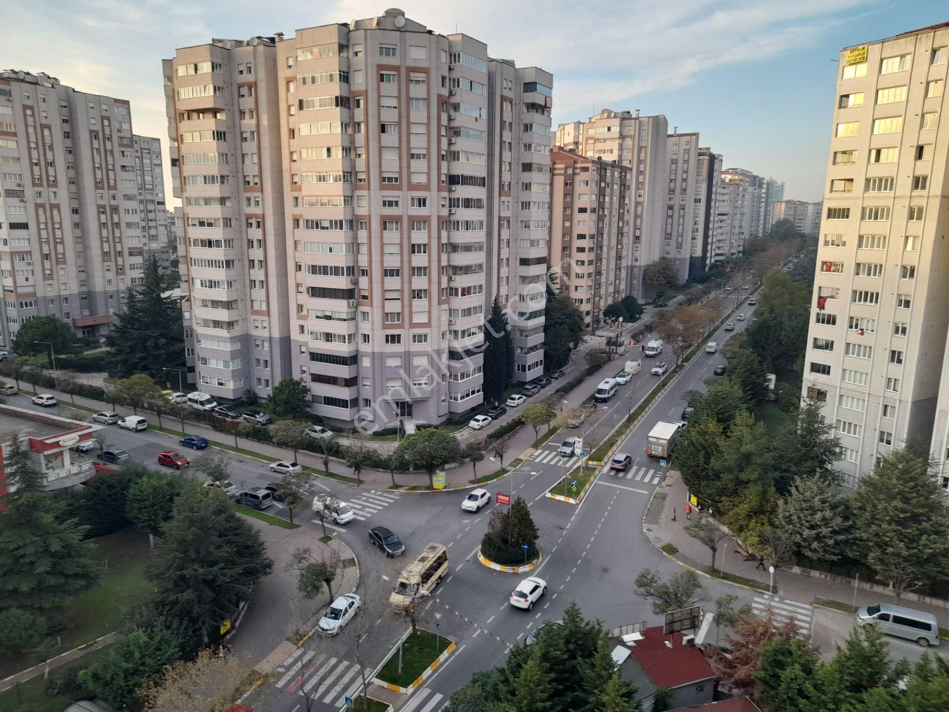 Beylikdüzü Merkezde Satılık 180 M2 3+1 Daire - Görsel 12
