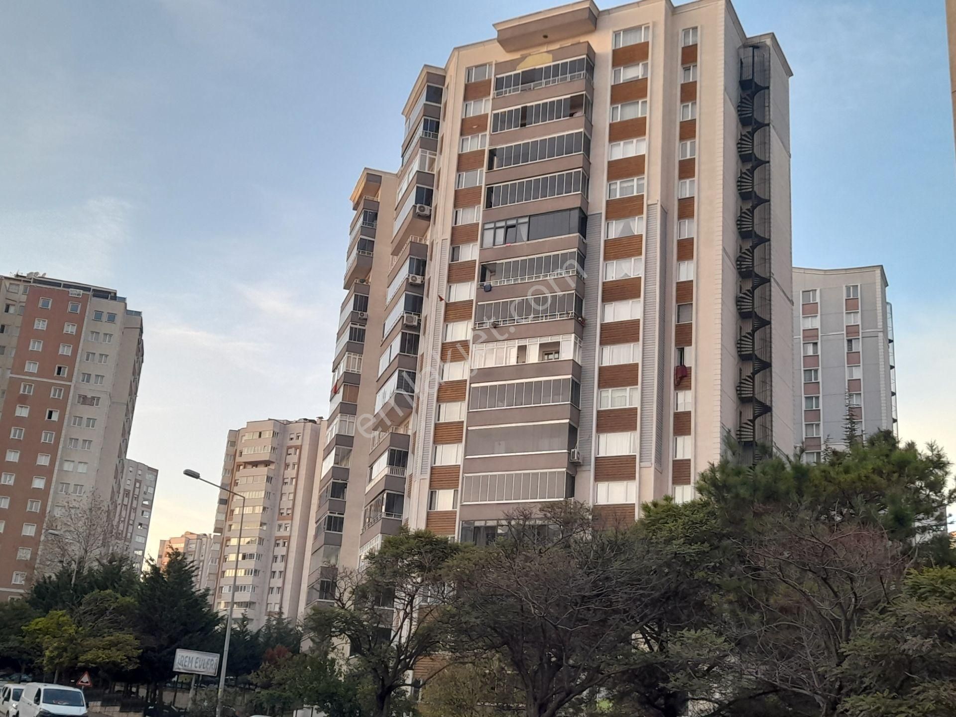 Beylikdüzü Merkezde Satılık 180 M2 3+1 Daire - Görsel 24