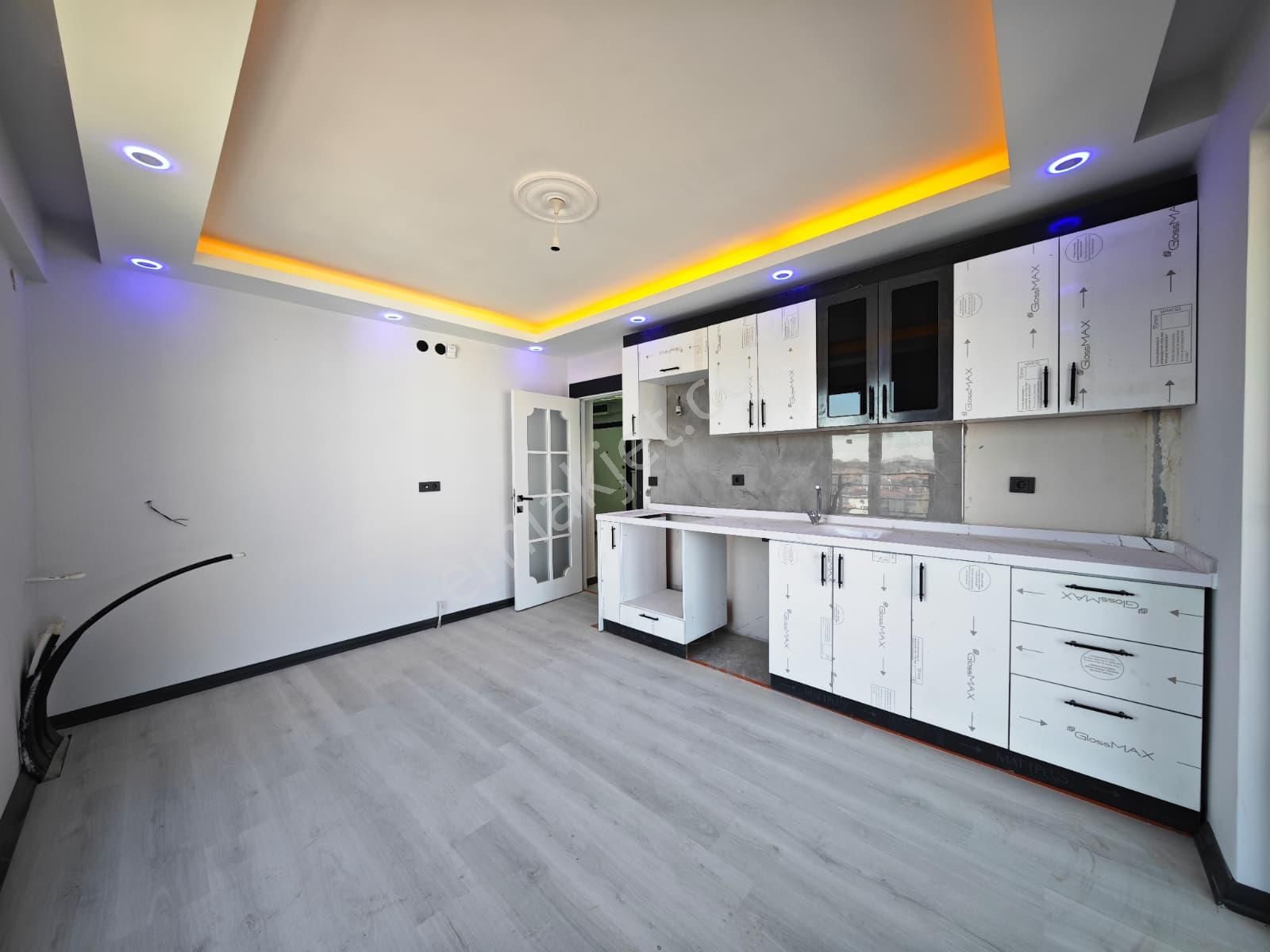 Beşikkaya Mah. Full Yapılı 3+1 Katta Satılık Sıfır Daire !! - Görsel 28