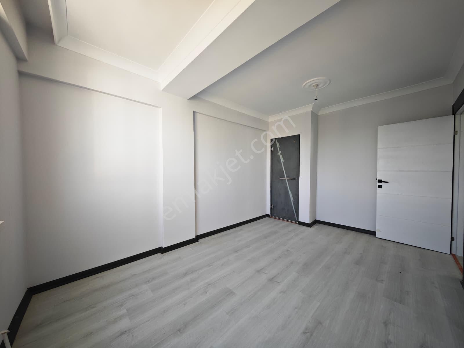 Beşikkaya Mah. Full Yapılı 3+1 Katta Satılık Sıfır Daire !! - Görsel 5