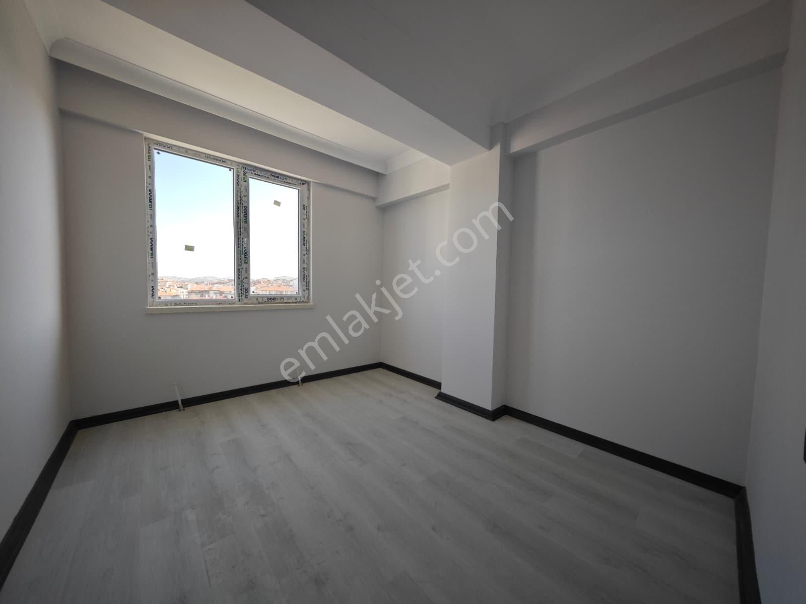 Beşikkaya Mah. Full Yapılı 3+1 Katta Satılık Sıfır Daire !! - Görsel 9