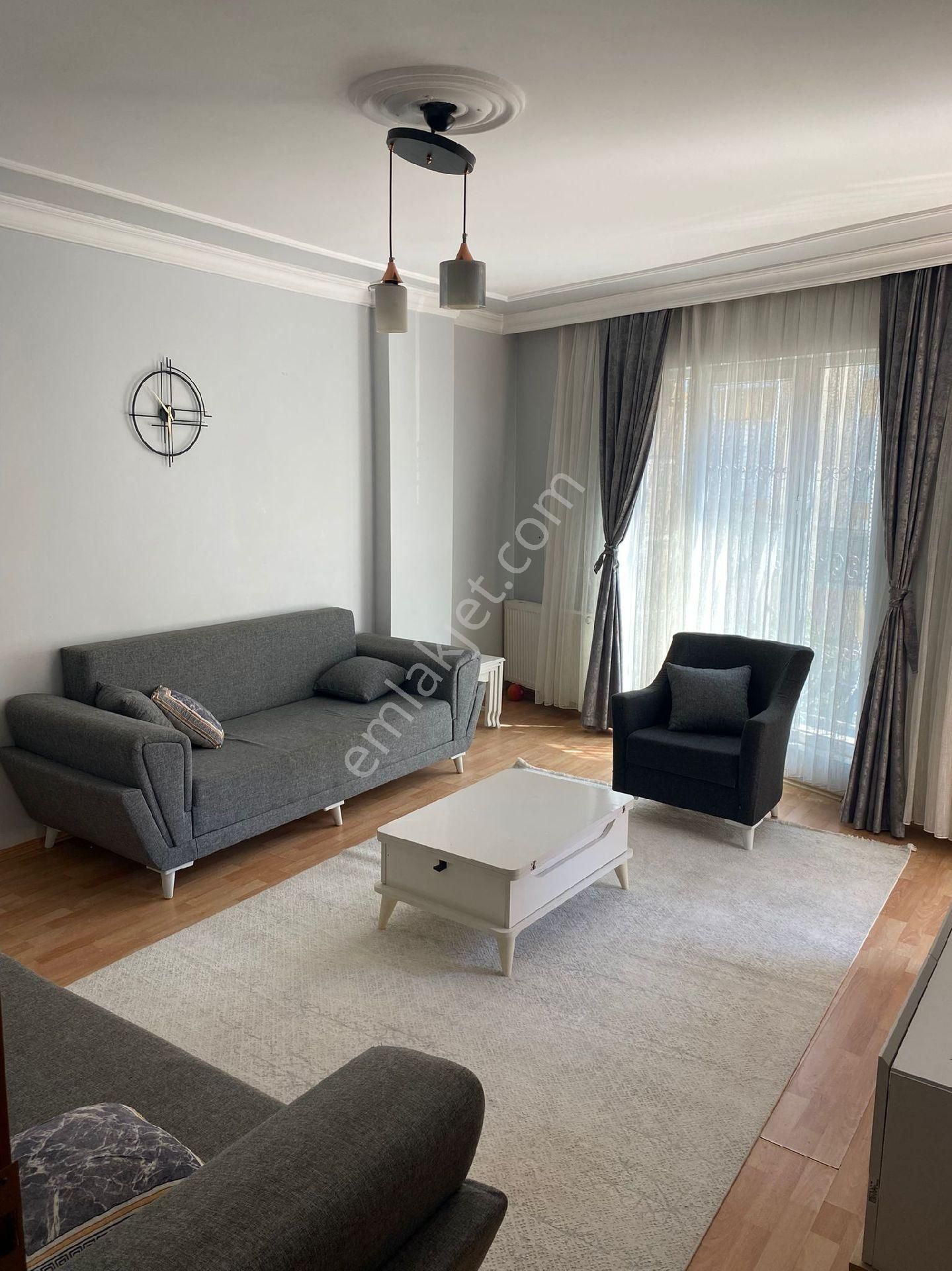 Araz Gayrimenkul Zübeyde Hanım Mah.satılık Balkonlu Yüksek Giriş Daire