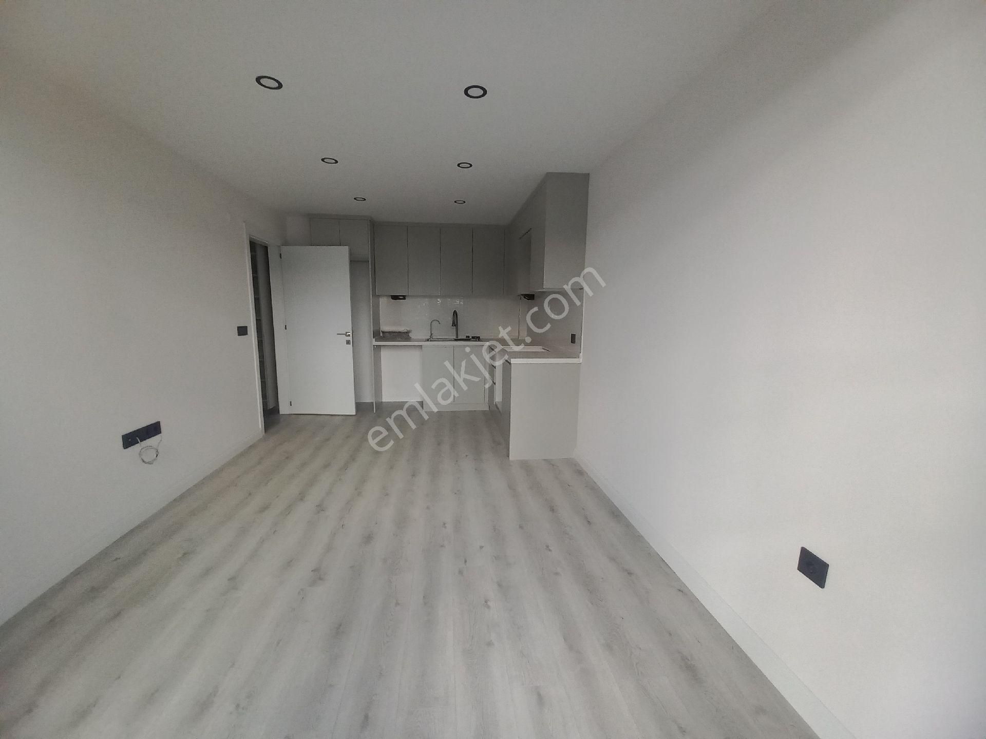 Didim Merkezde Havuzlu Sitede Satılık Müstakil Bahçeli Satılık 2+1 Daire - Görsel 13