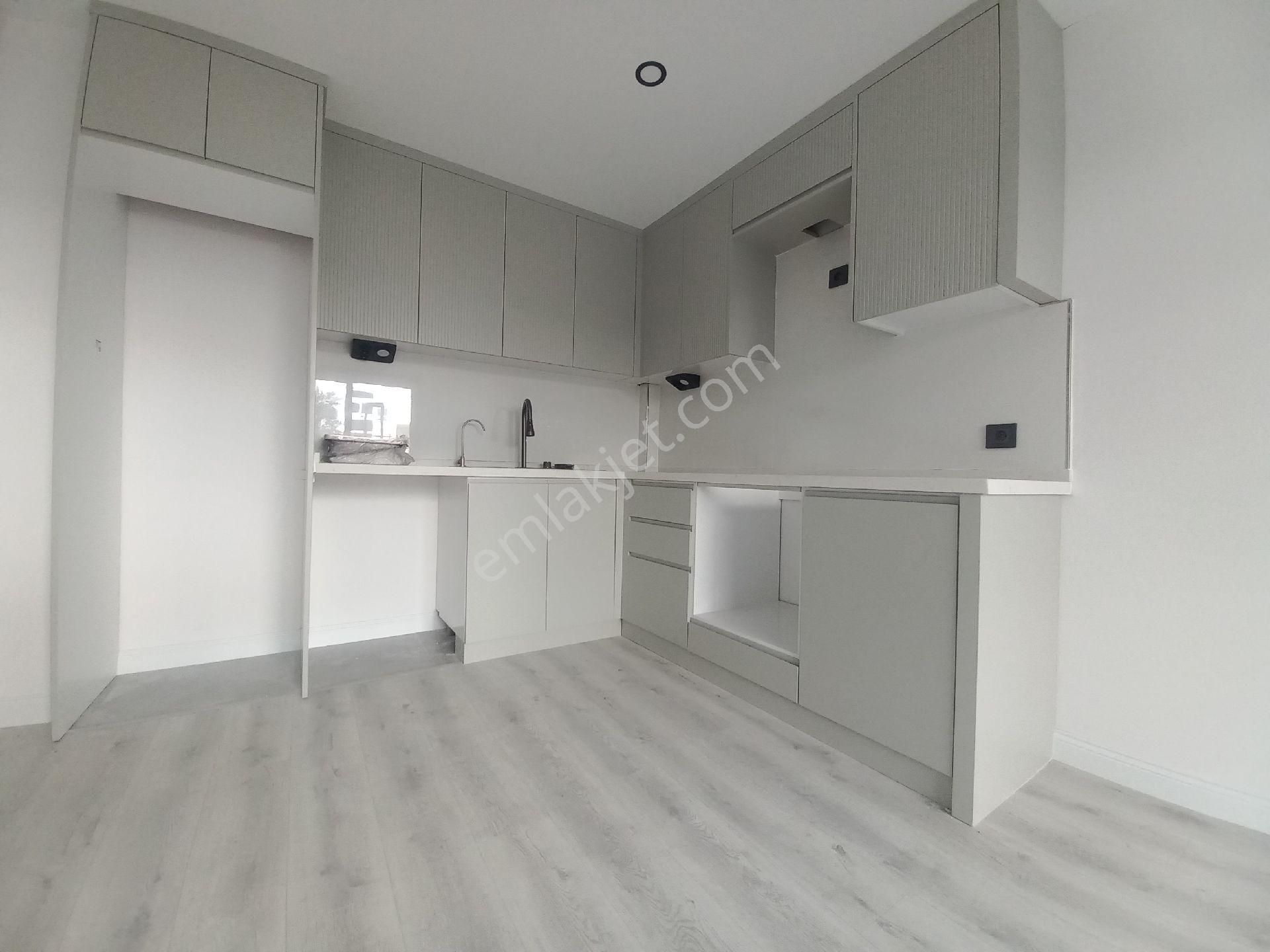 Didim Merkezde Havuzlu Sitede Satılık Müstakil Bahçeli Satılık 2+1 Daire - Görsel 12