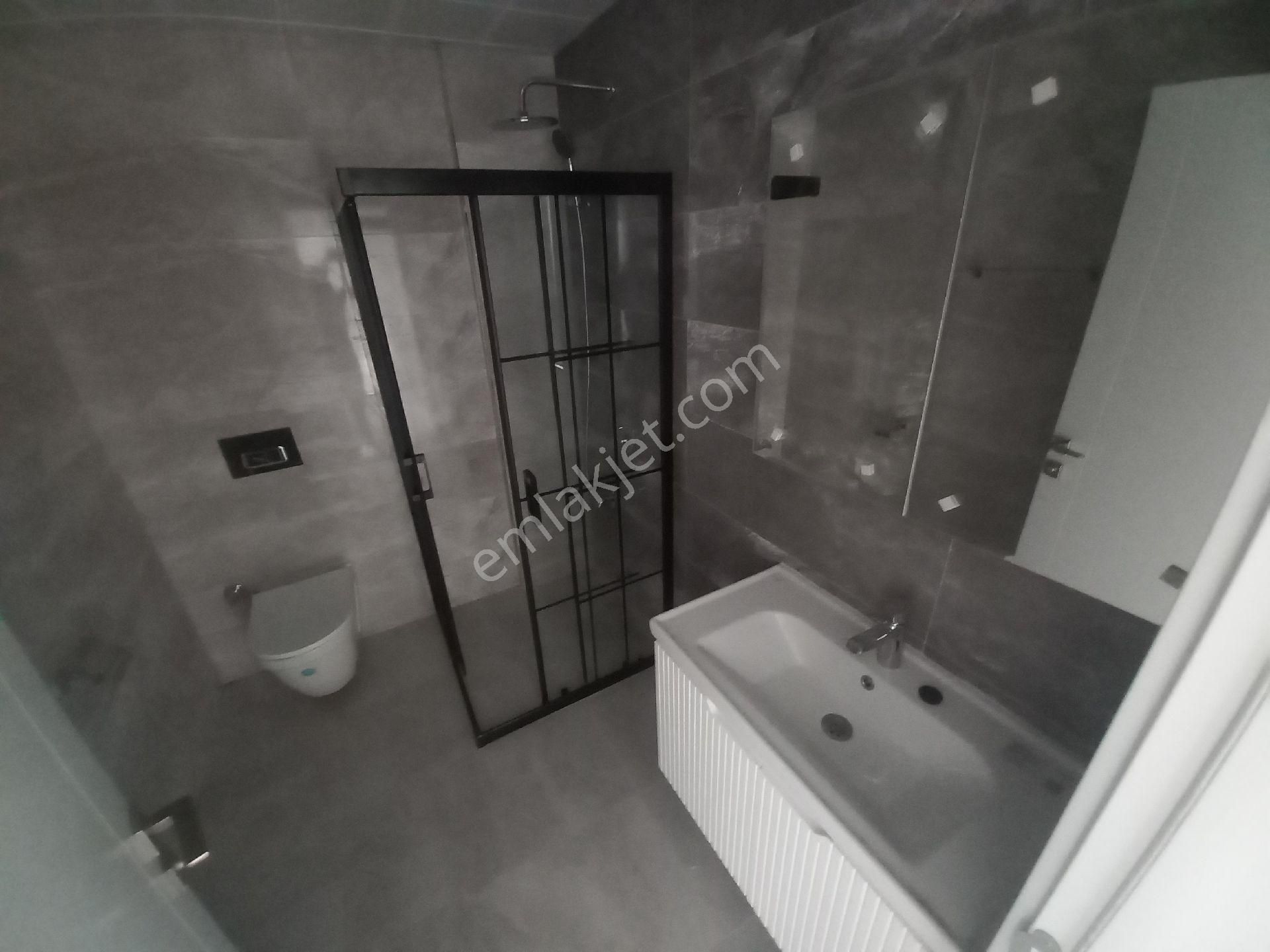 Didim Merkezde Havuzlu Sitede Satılık Müstakil Bahçeli Satılık 2+1 Daire - Görsel 8