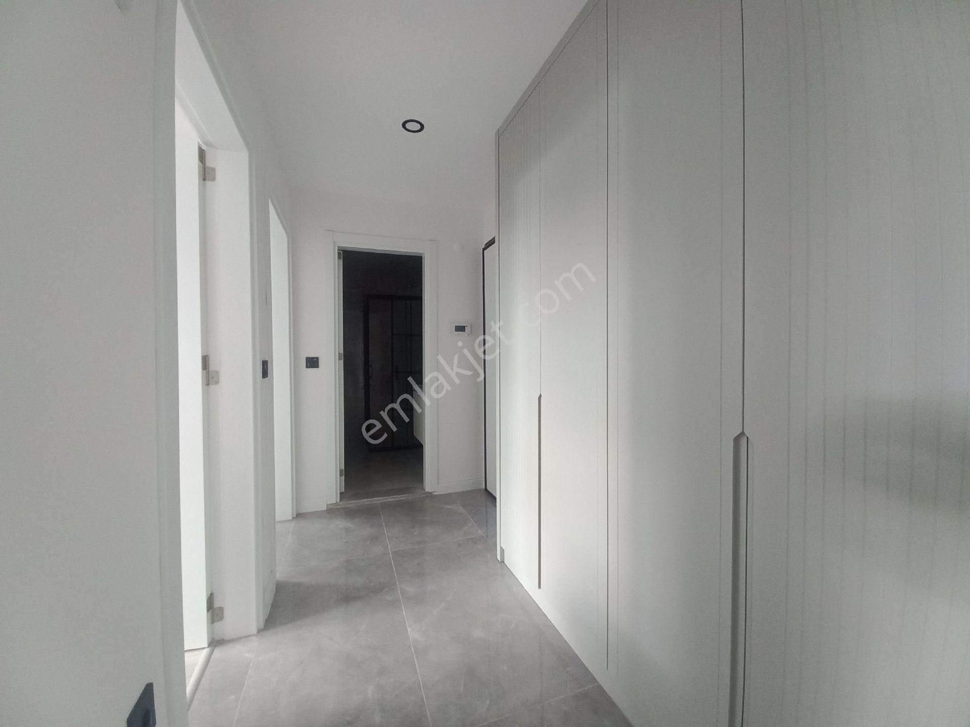 Didim Merkezde Havuzlu Sitede Satılık Müstakil Bahçeli Satılık 2+1 Daire - Görsel 5