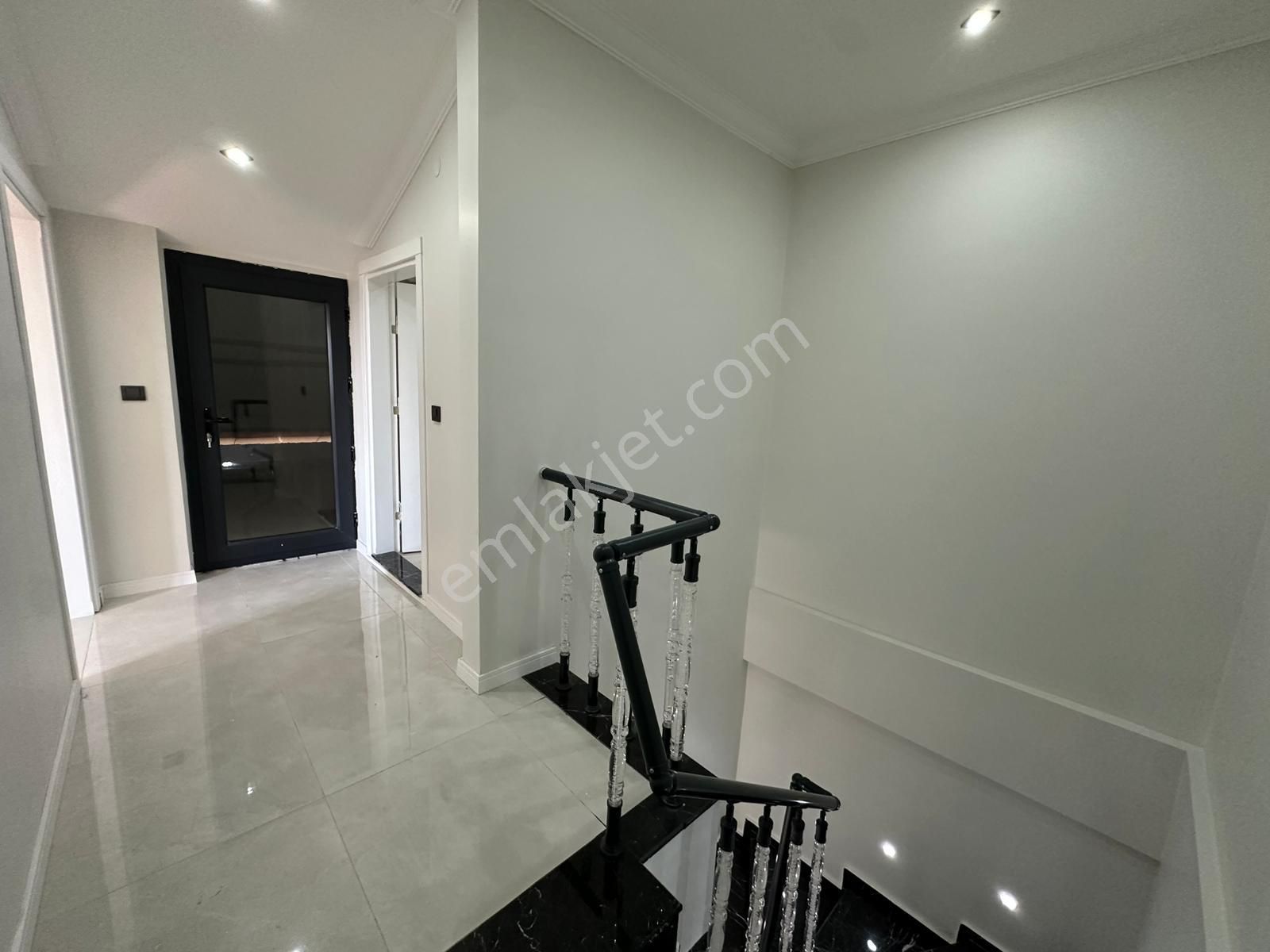 Didim Efelerde 4+1 Havuzlu Villa - Görsel 19