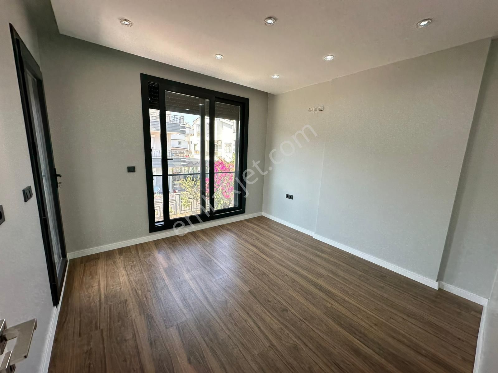 Didim Efelerde 4+1 Havuzlu Villa - Görsel 16