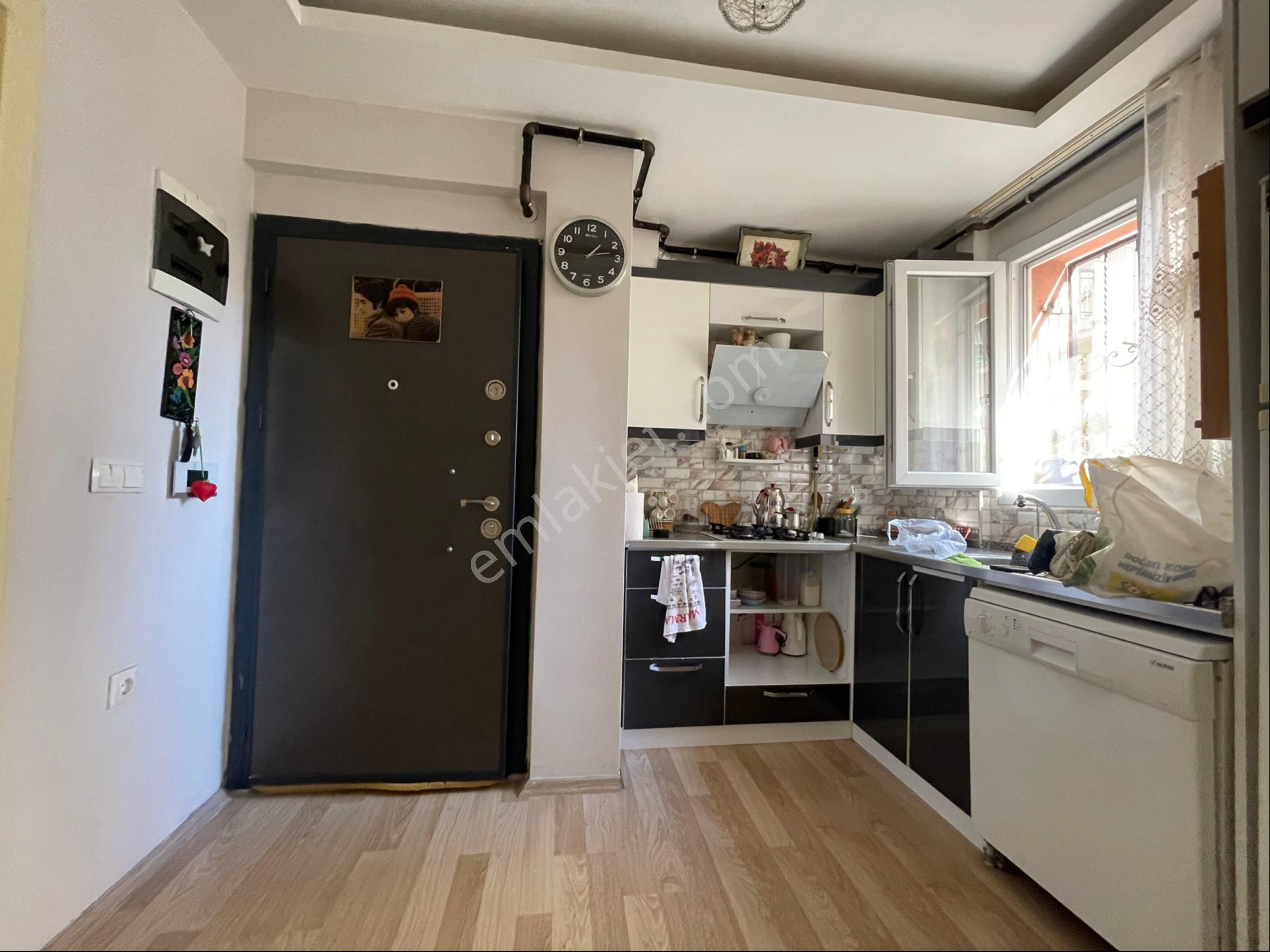 Sevgi Mah Satılıkeşyalı 1+1 Daire - Görsel 10