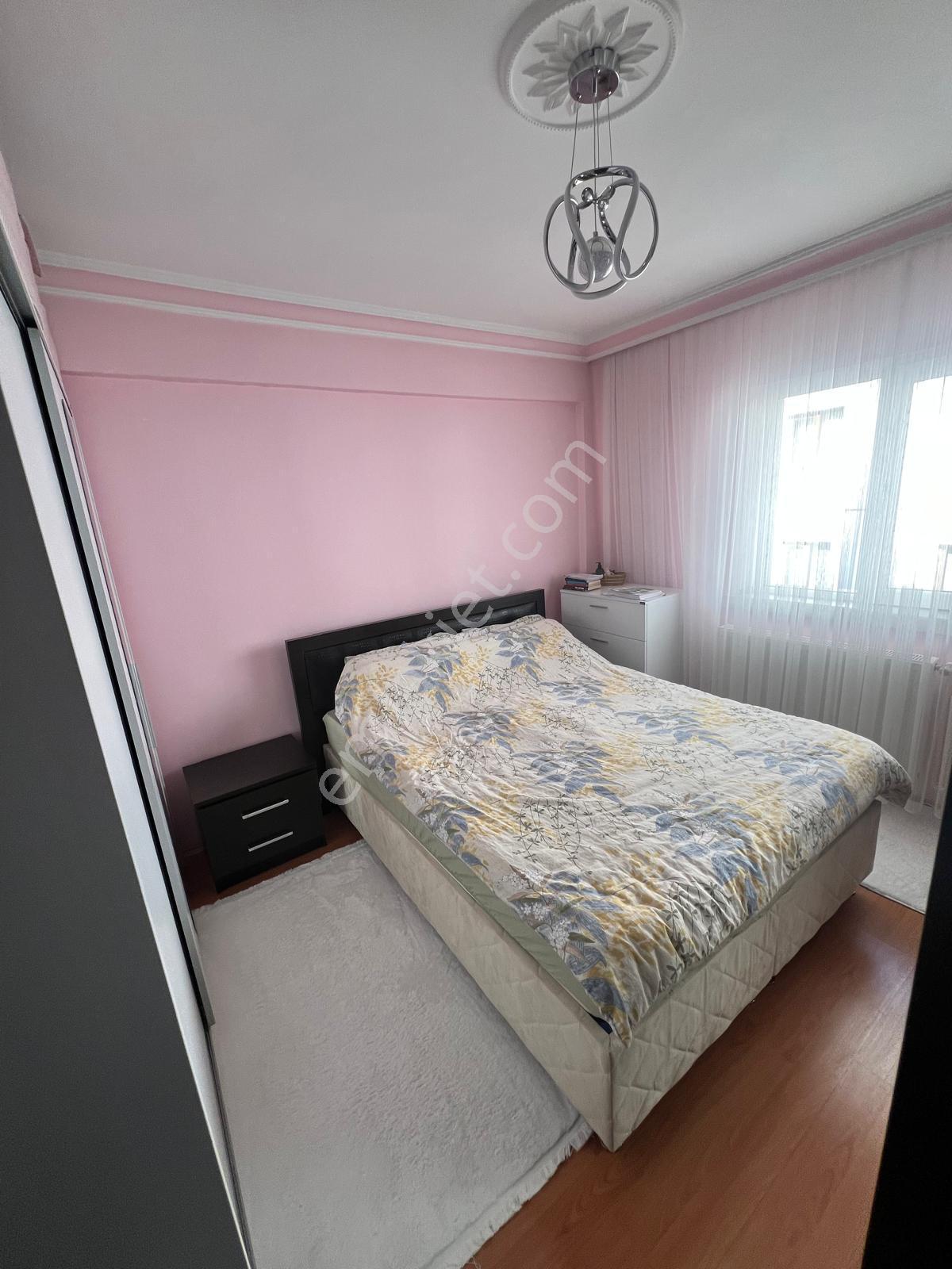 Kuşcağız Mahallesi'nde Cadde Üzerinde Yapılı 3+1 Daire! - Görsel 18