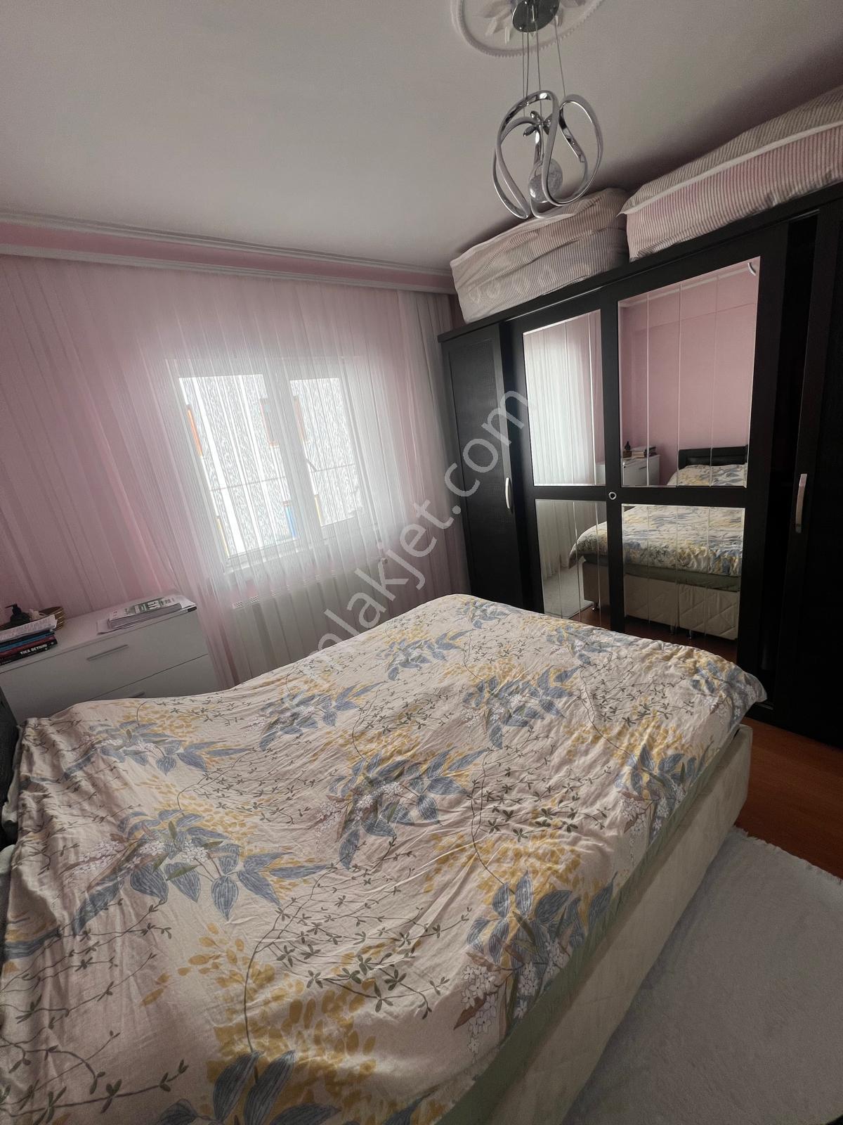 Kuşcağız Mahallesi'nde Cadde Üzerinde Yapılı 3+1 Daire! - Görsel 19