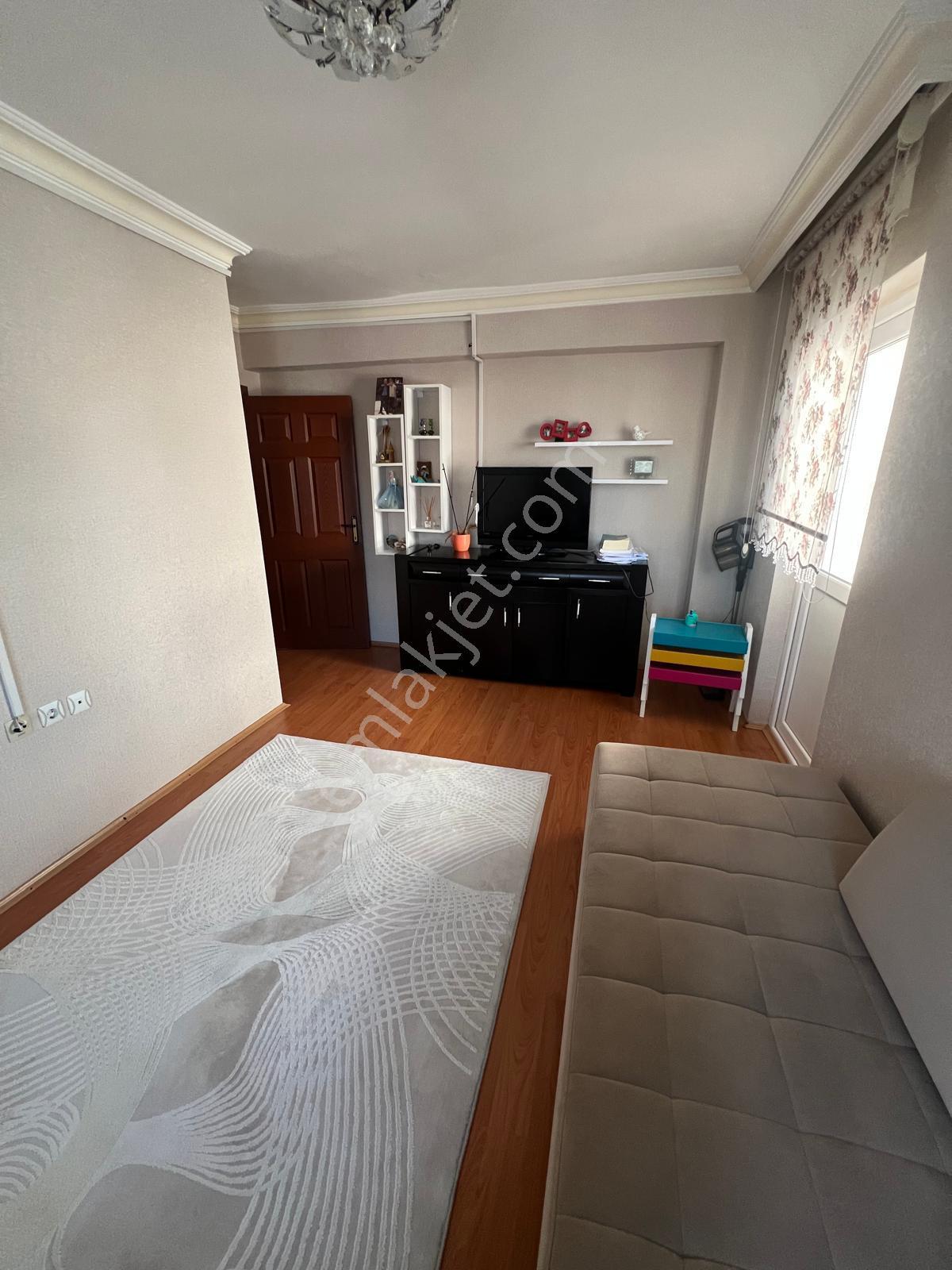 Kuşcağız Mahallesi'nde Cadde Üzerinde Yapılı 3+1 Daire! - Görsel 16