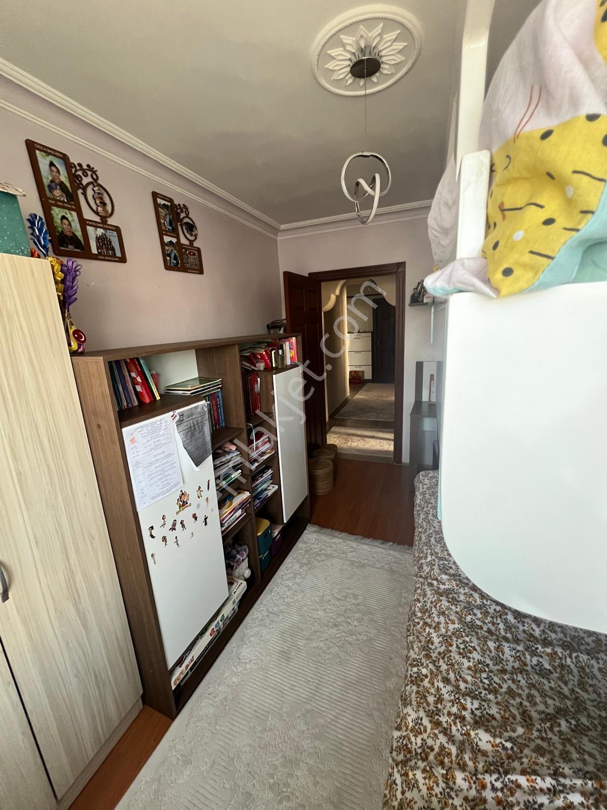 Kuşcağız Mahallesi'nde Cadde Üzerinde Yapılı 3+1 Daire! - Görsel 25