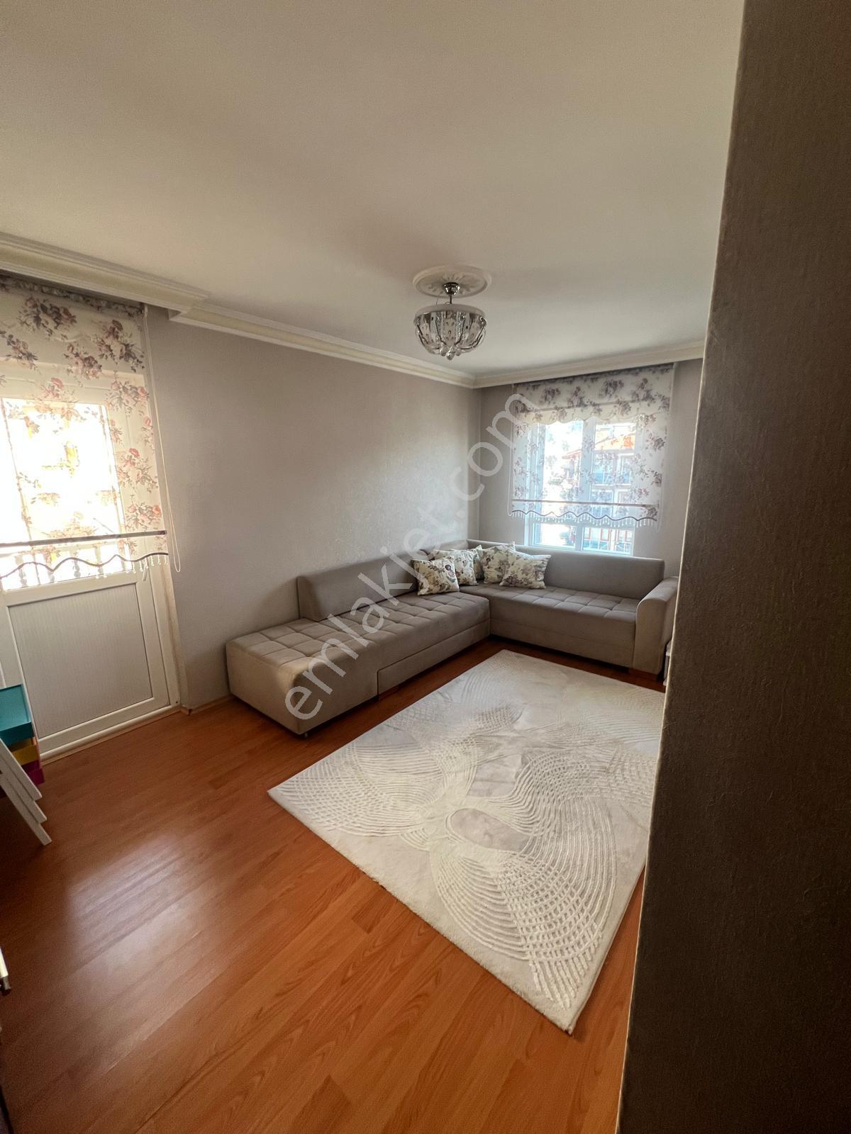 Kuşcağız Mahallesi'nde Cadde Üzerinde Yapılı 3+1 Daire! - Görsel 14