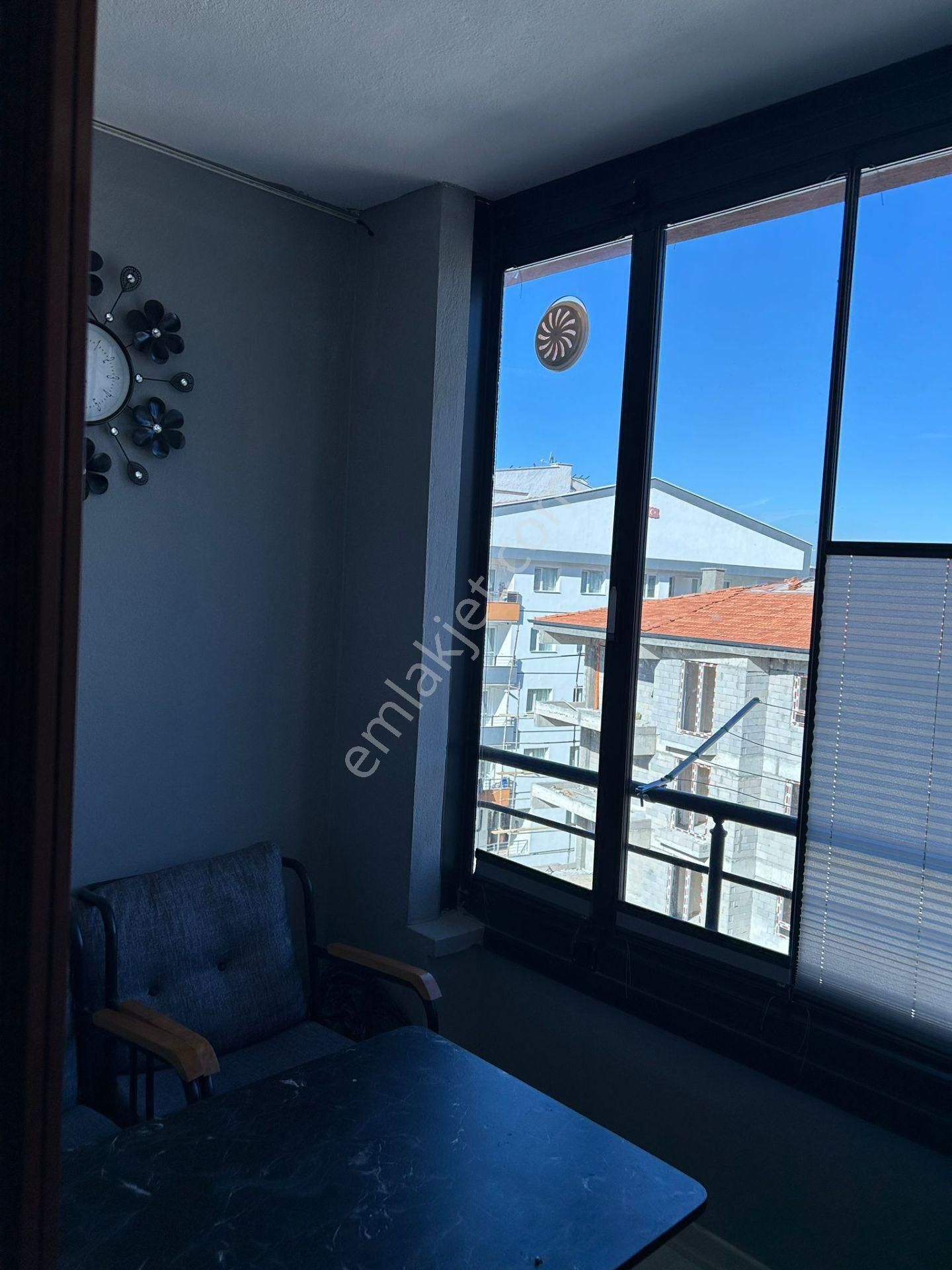 Karapürçek'te Stadyum Yakını Asansörlü Full Yapılı 3+1 Katta Satılık Daire !! - Görsel 11