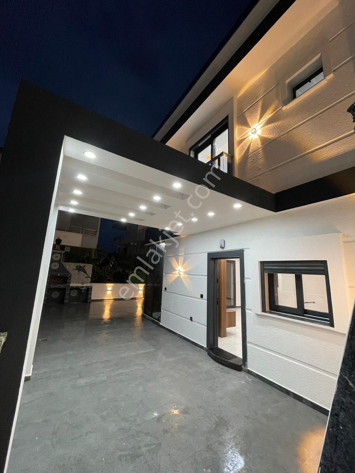 Didim Liman Yolunda 3+1 Havuzlu Villa - Görsel 3