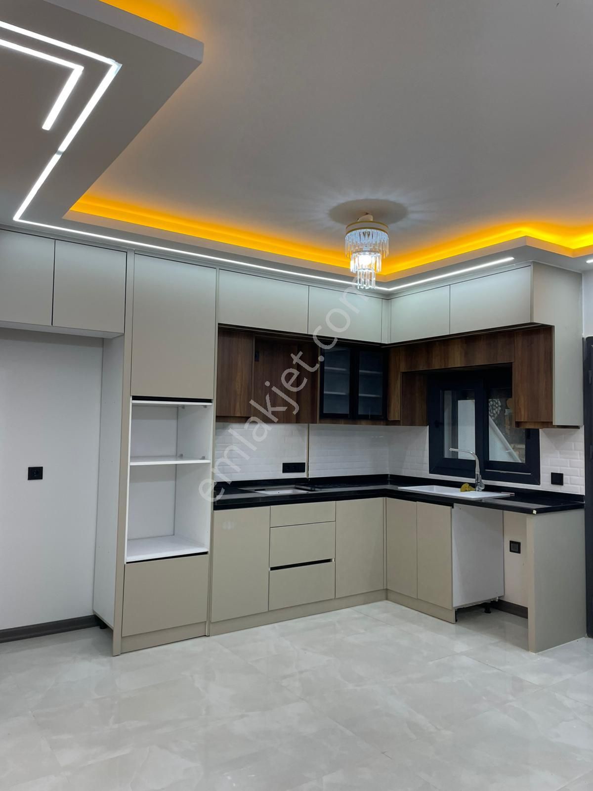 Didim Liman Yolunda 3+1 Havuzlu Villa - Görsel 5