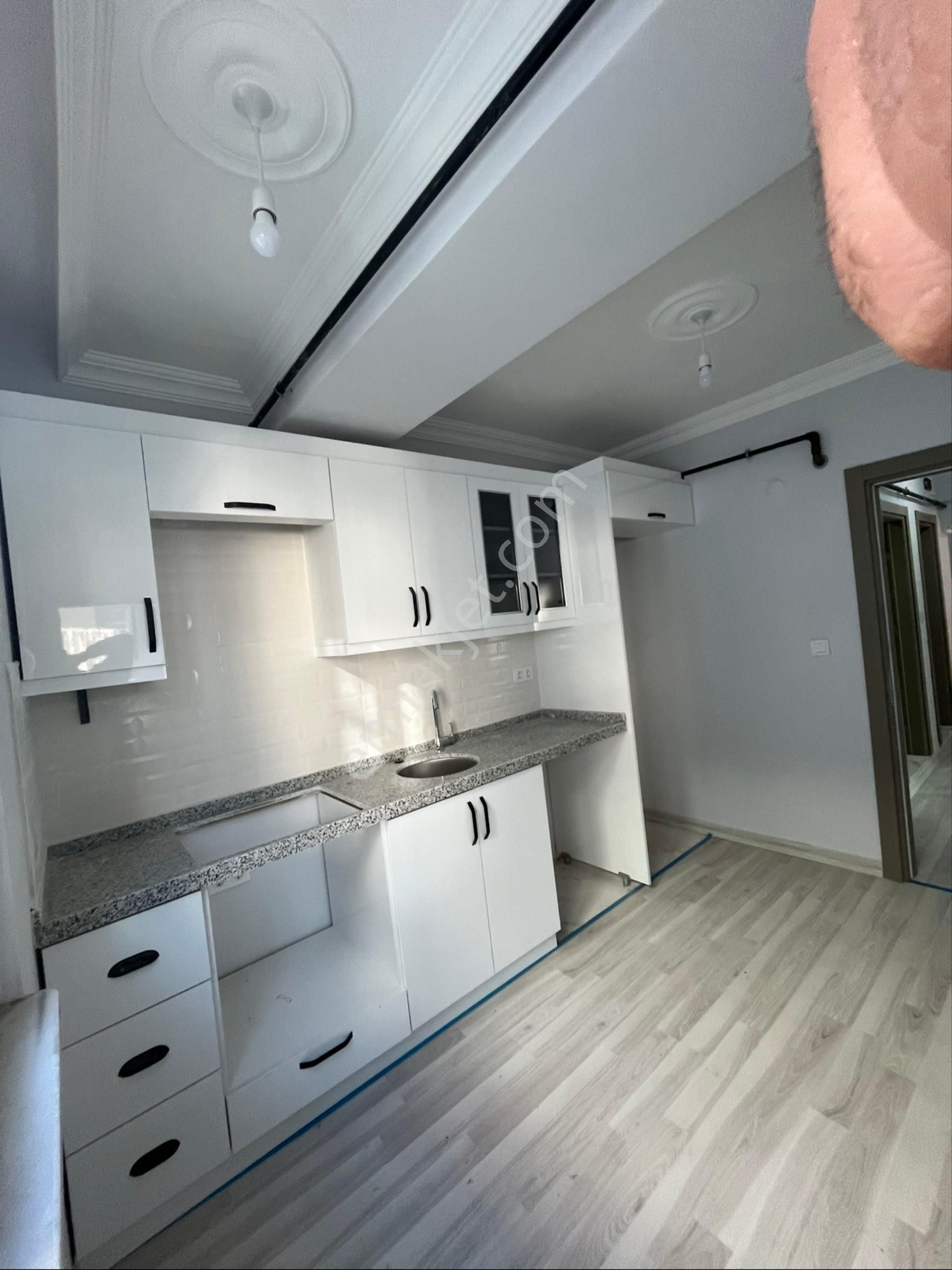 Atatürk Mahallesi 2 + 1 Geniş Dairemiz Satılıktır - Görsel 11