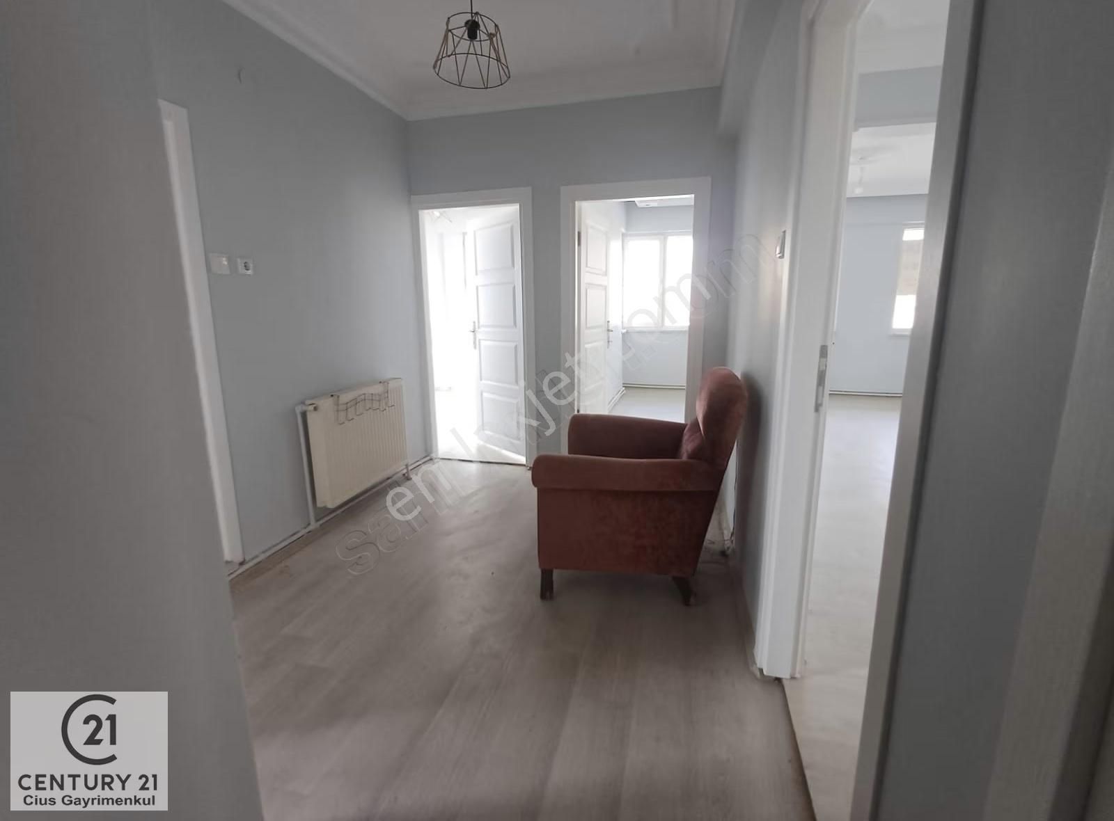 C21 Cius; Manastır'da 3+1 Deniz Manzaralı Kiralık Daire - Görsel 7