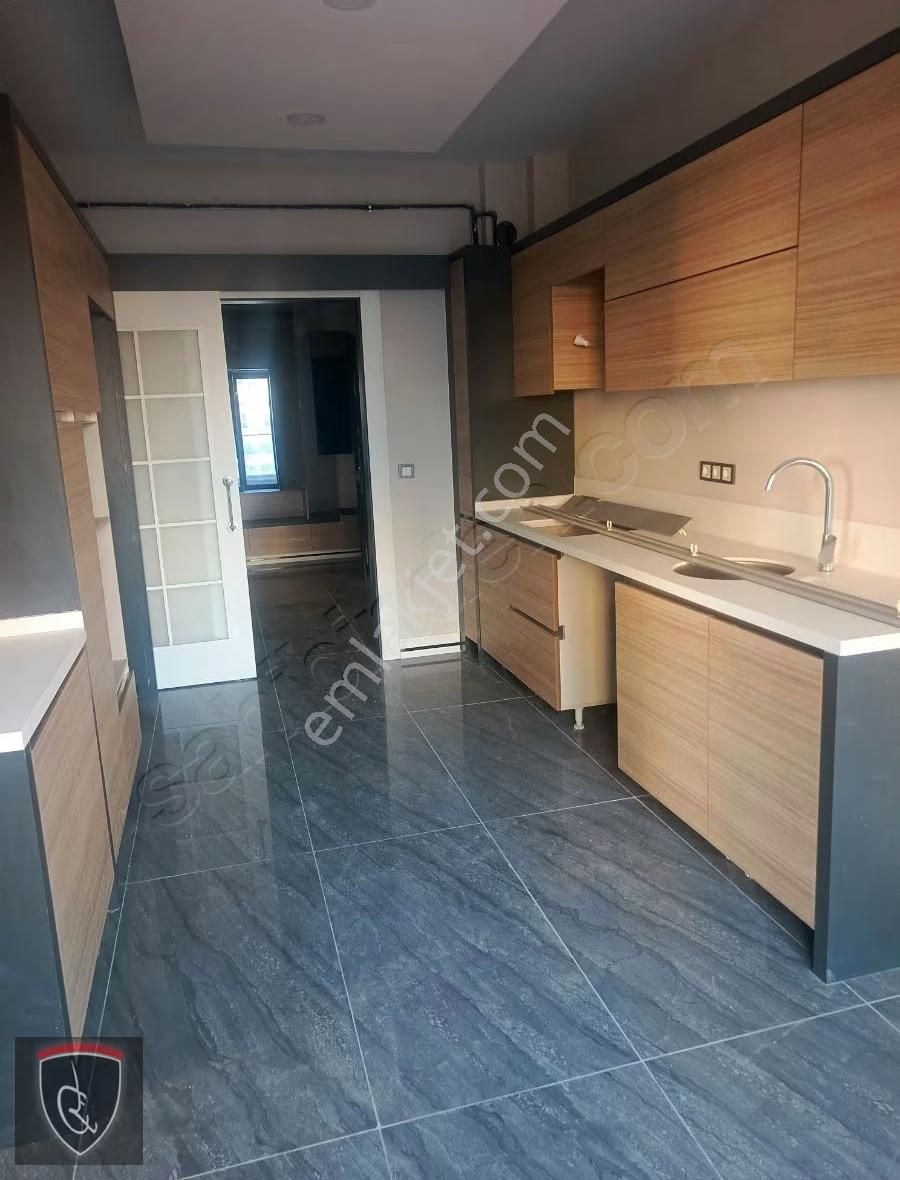 Kartaltepe Konutlarında Satılık 4+1 Lüks Daire - Görsel 14