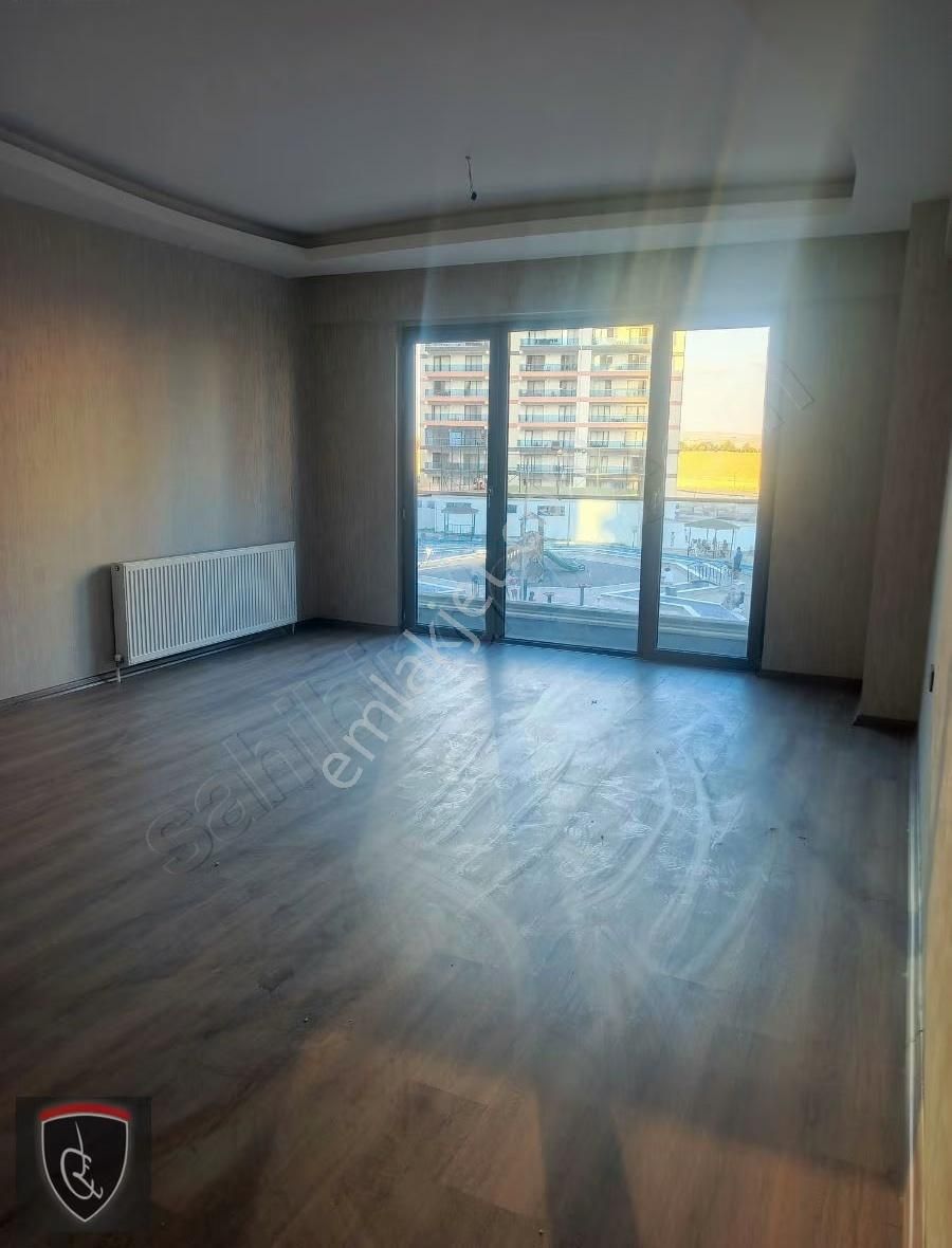 Kartaltepe Konutlarında Satılık 4+1 Lüks Daire - Görsel 3